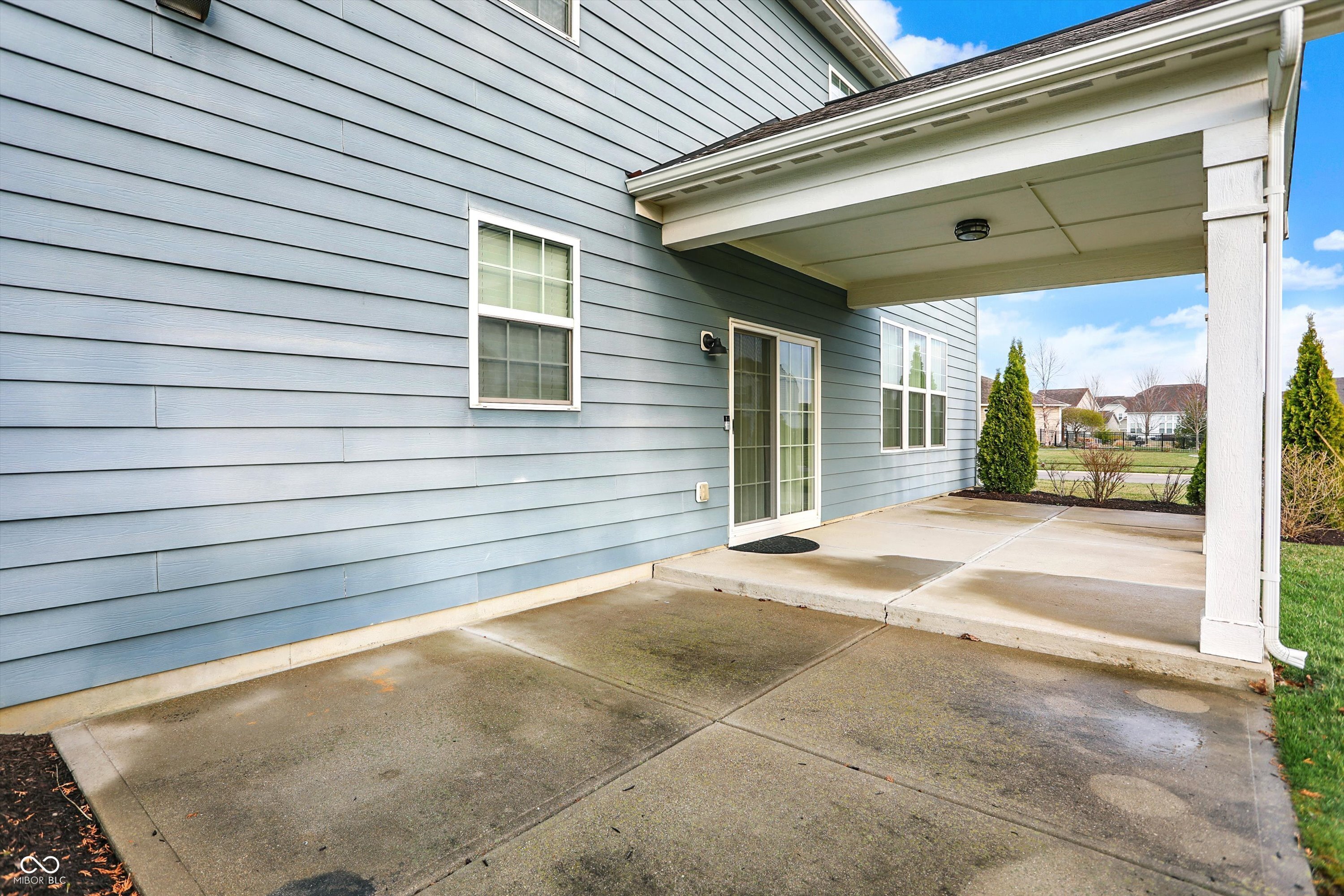 5247 Crowley Parkway