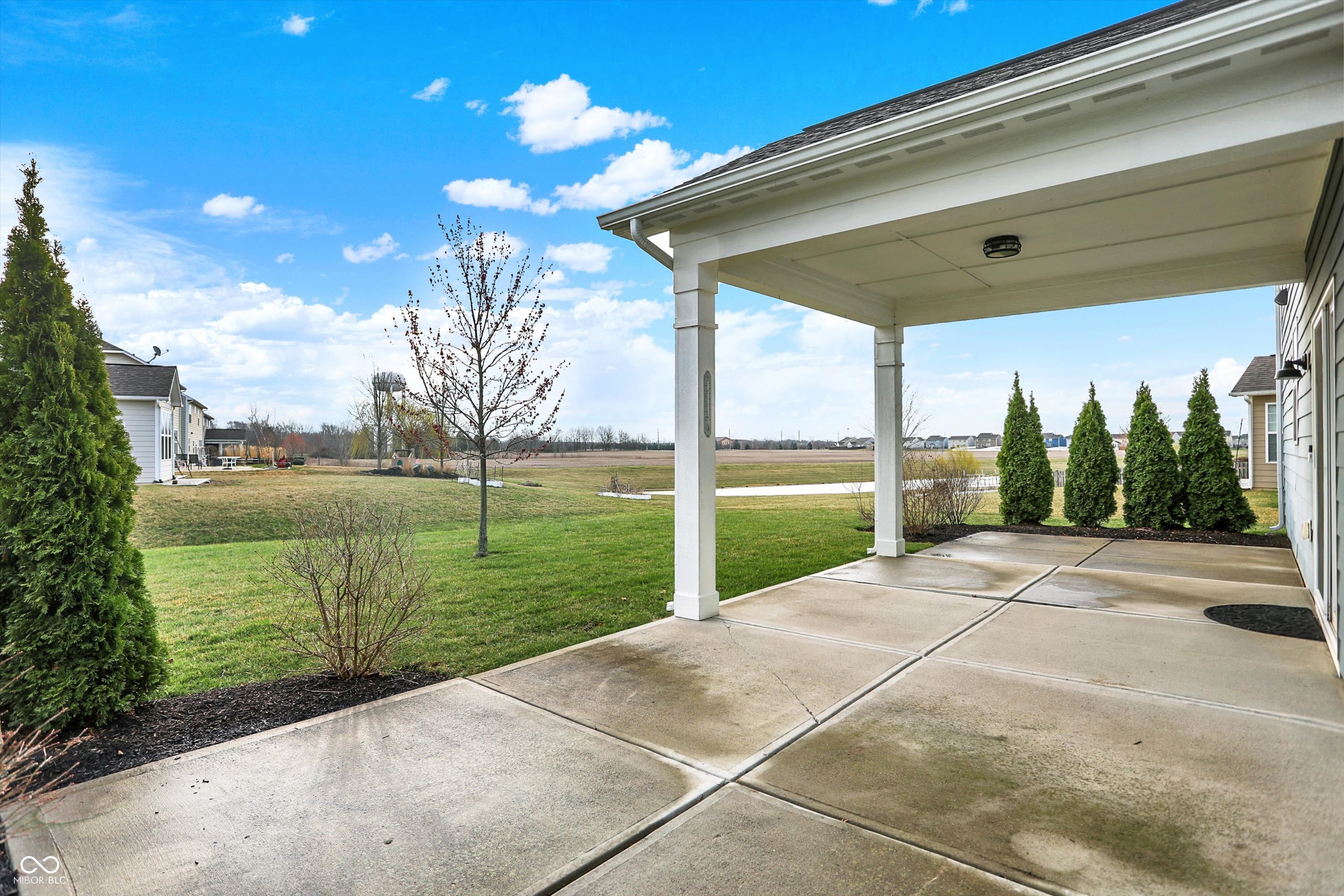 5247 Crowley Parkway