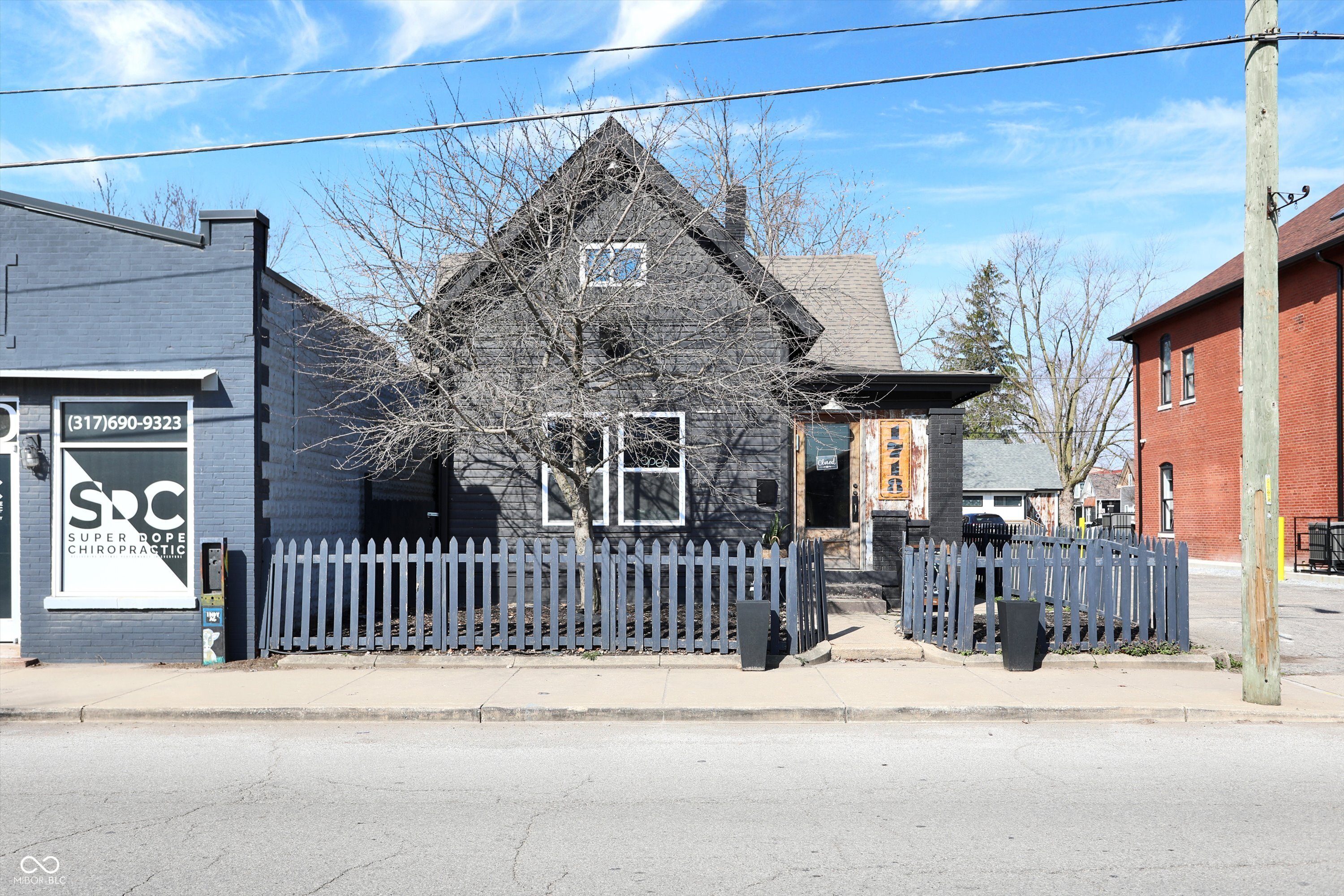 922 Cottage Avenue