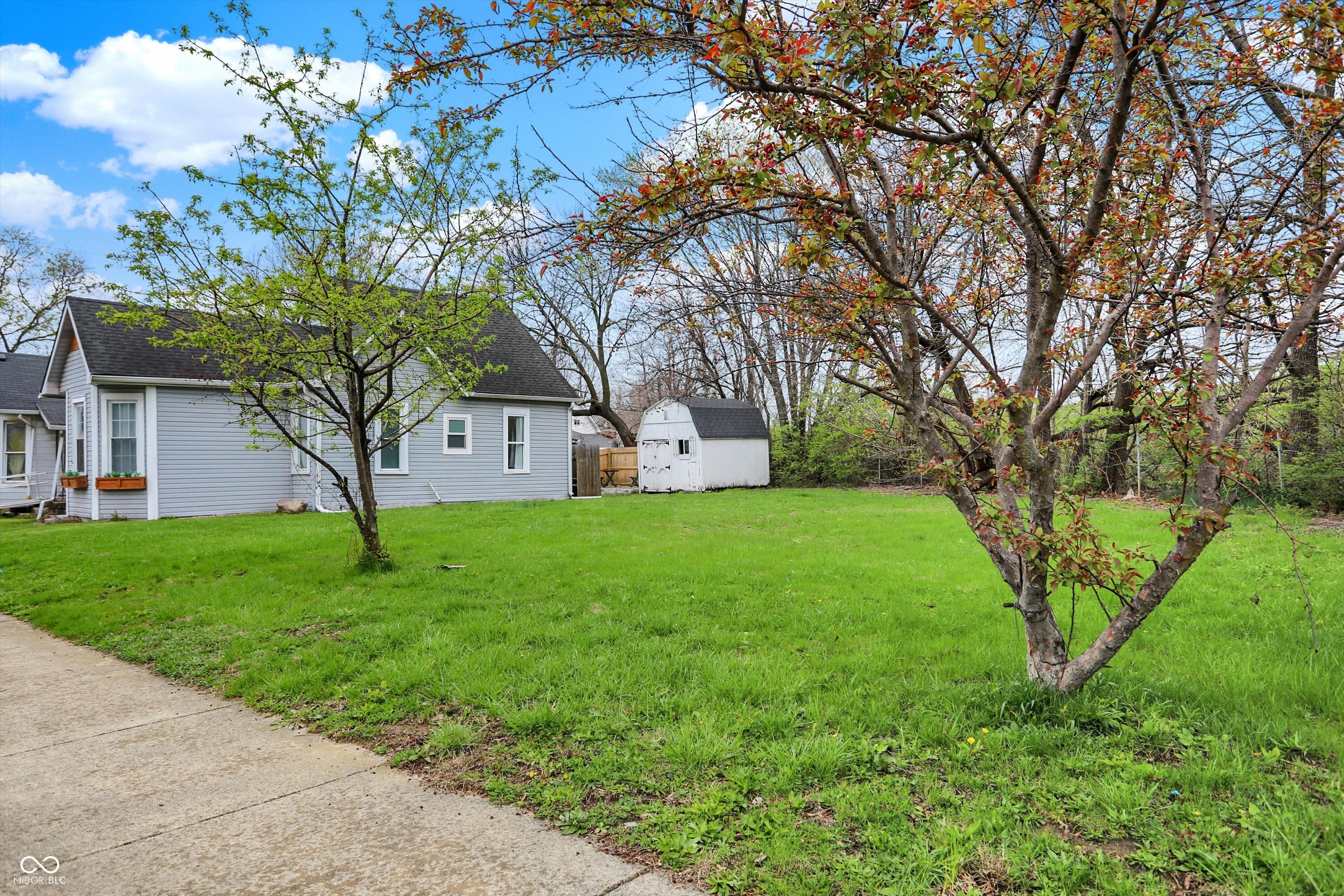 922 Cottage Avenue