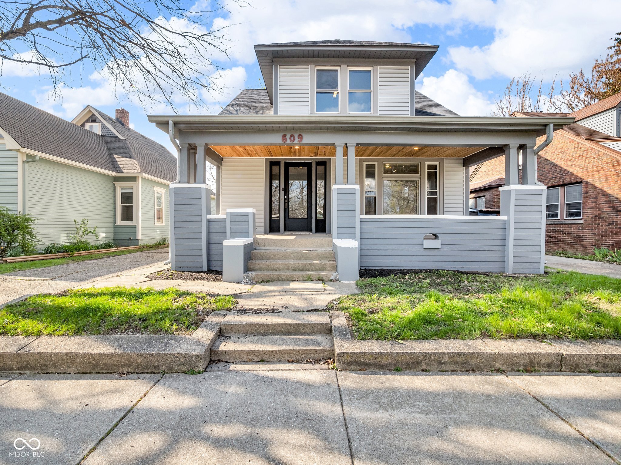 609 E Southern Avenue