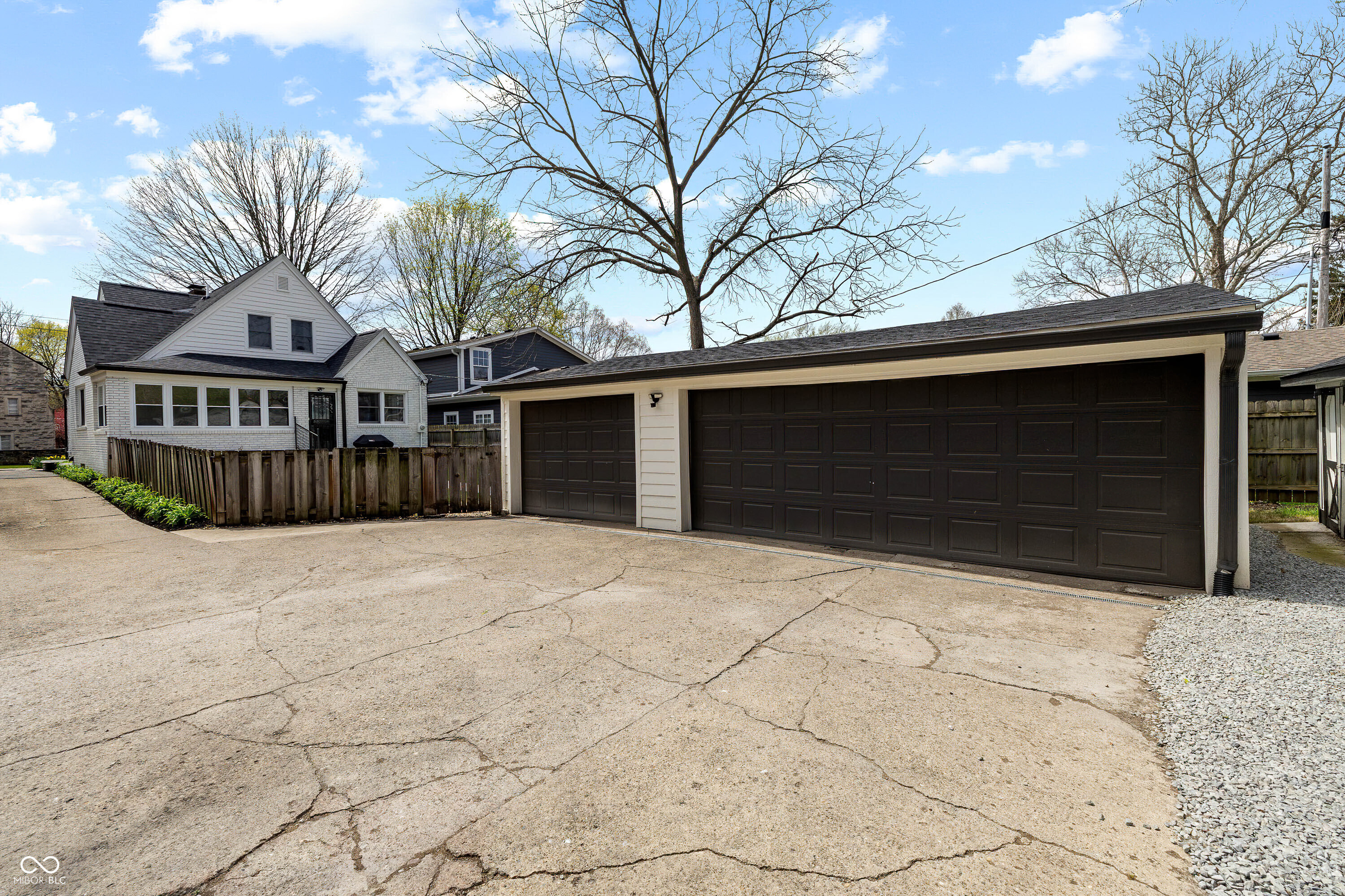 402 E 46th Street