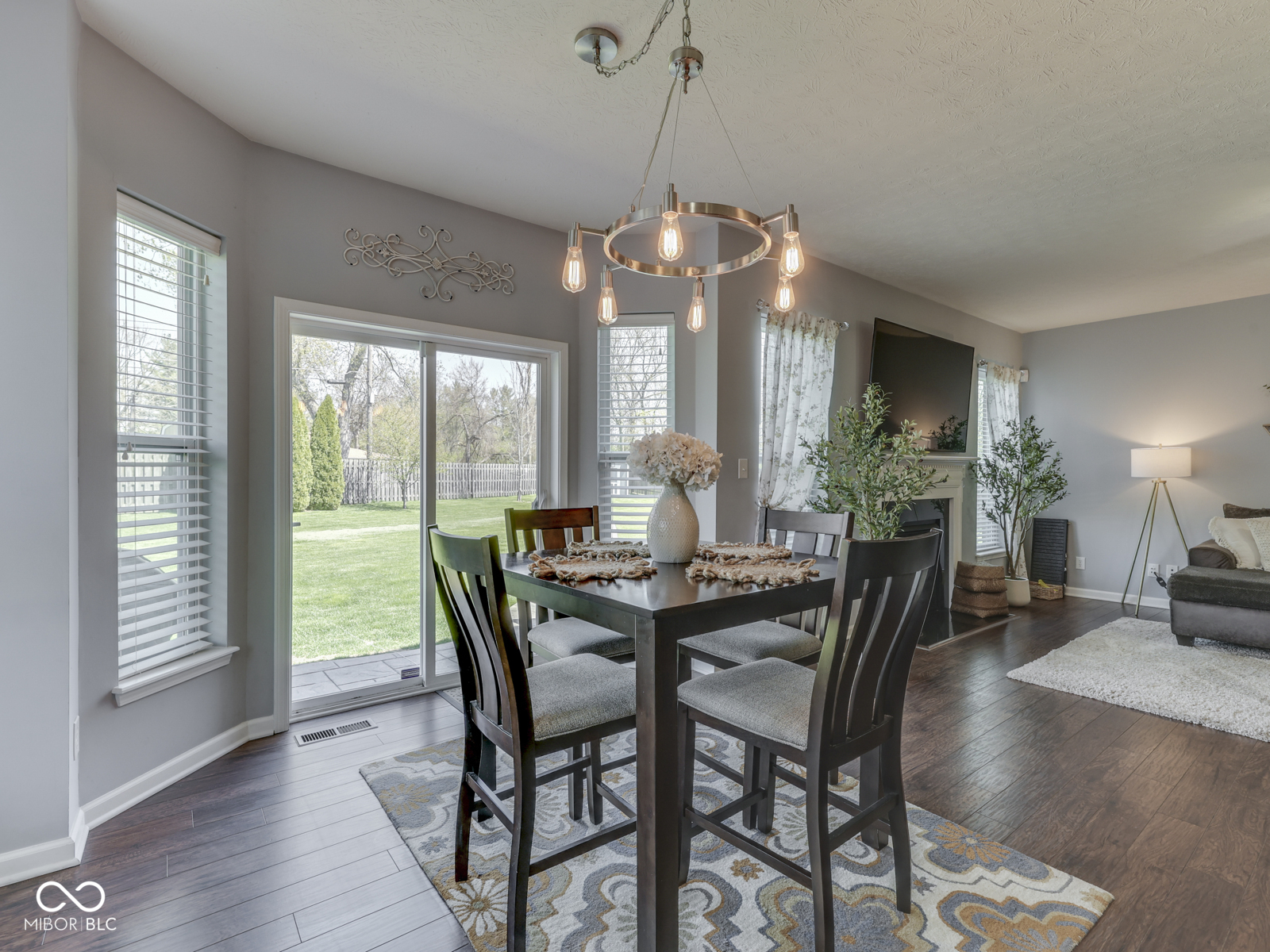 8926 New Heritage Court