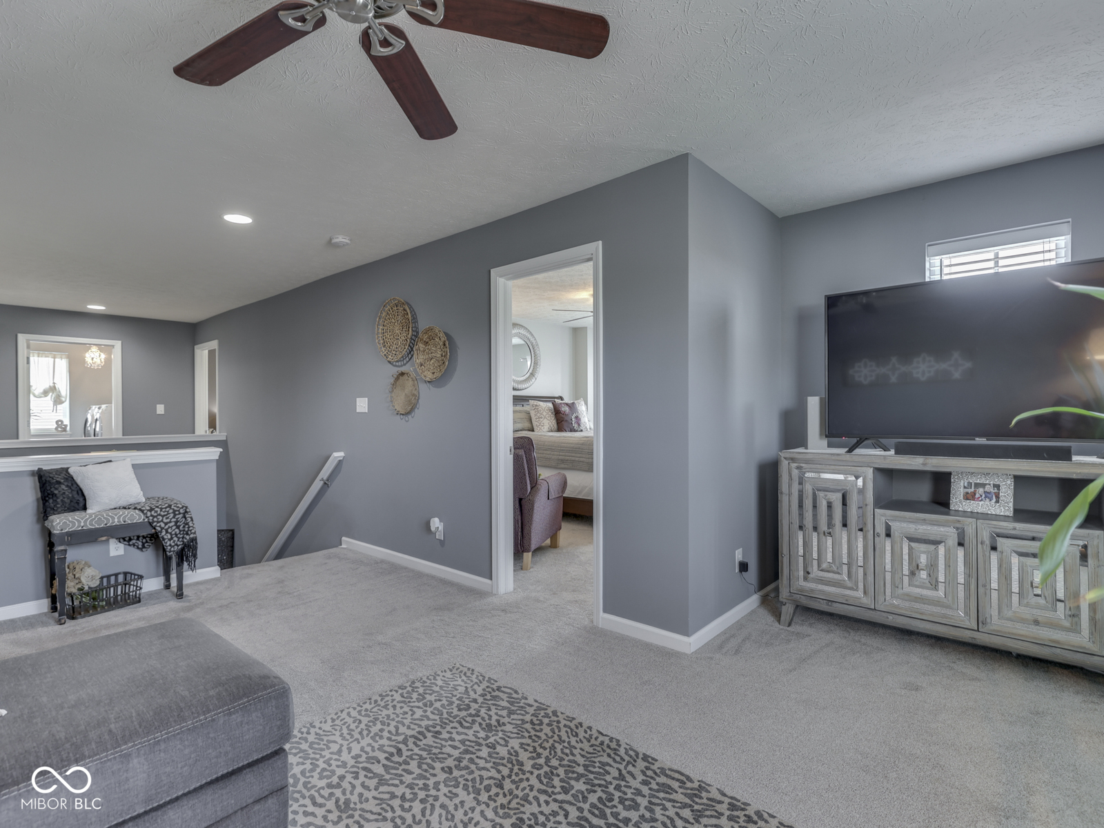 8926 New Heritage Court