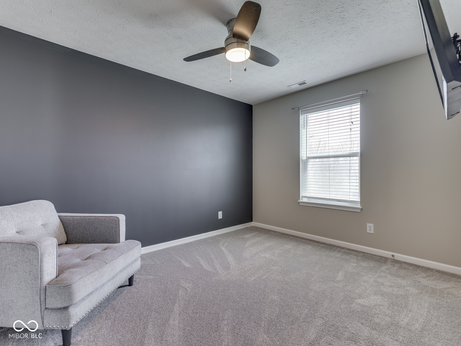 8926 New Heritage Court