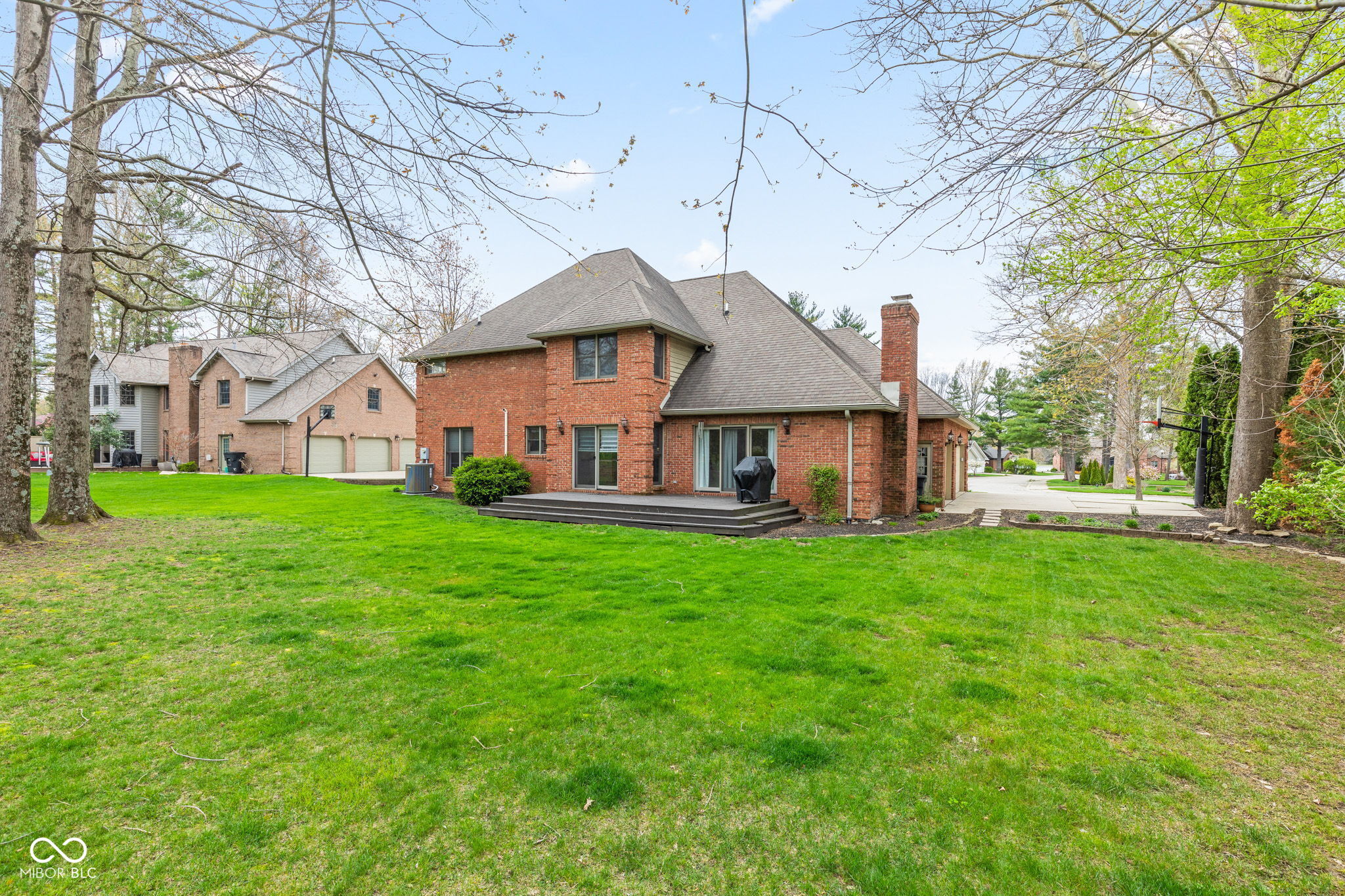 945 Baywood Court
