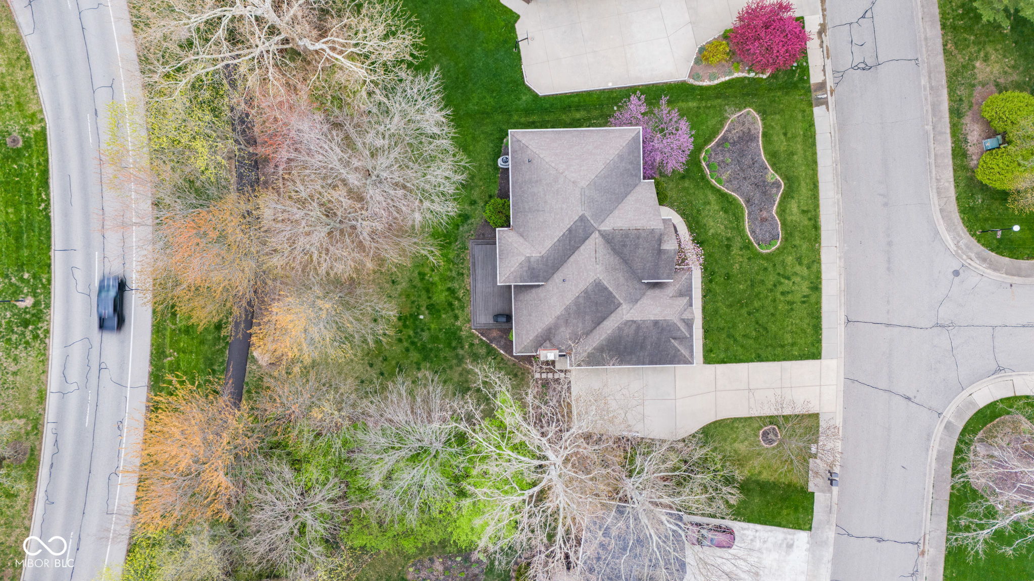 945 Baywood Court