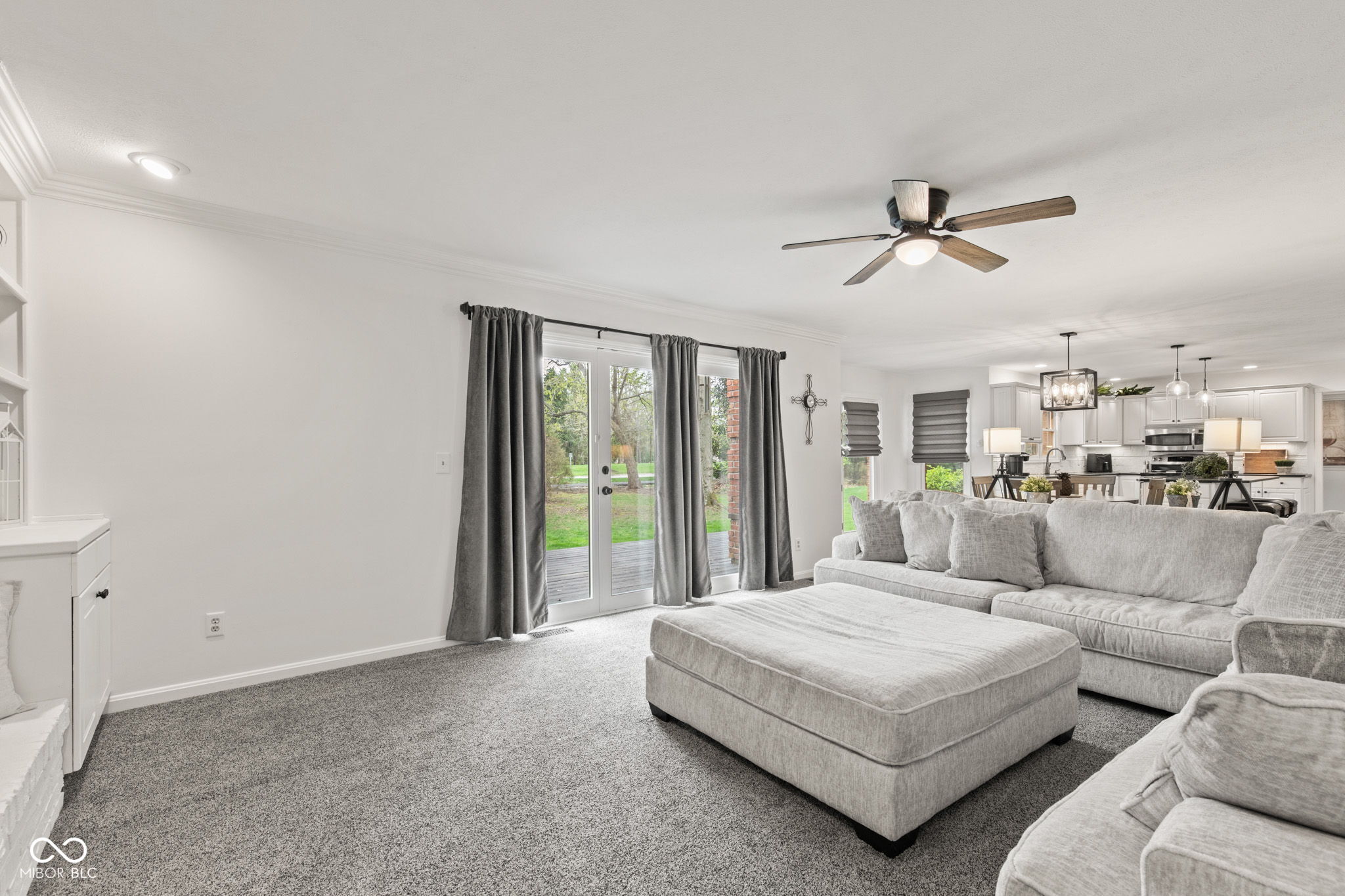 945 Baywood Court
