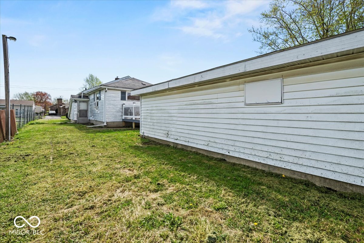 3737 Forest Terrace