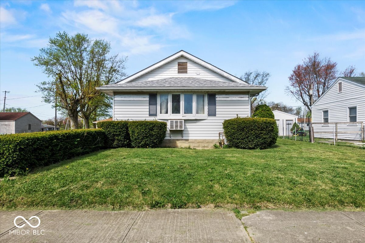3737 Forest Terrace