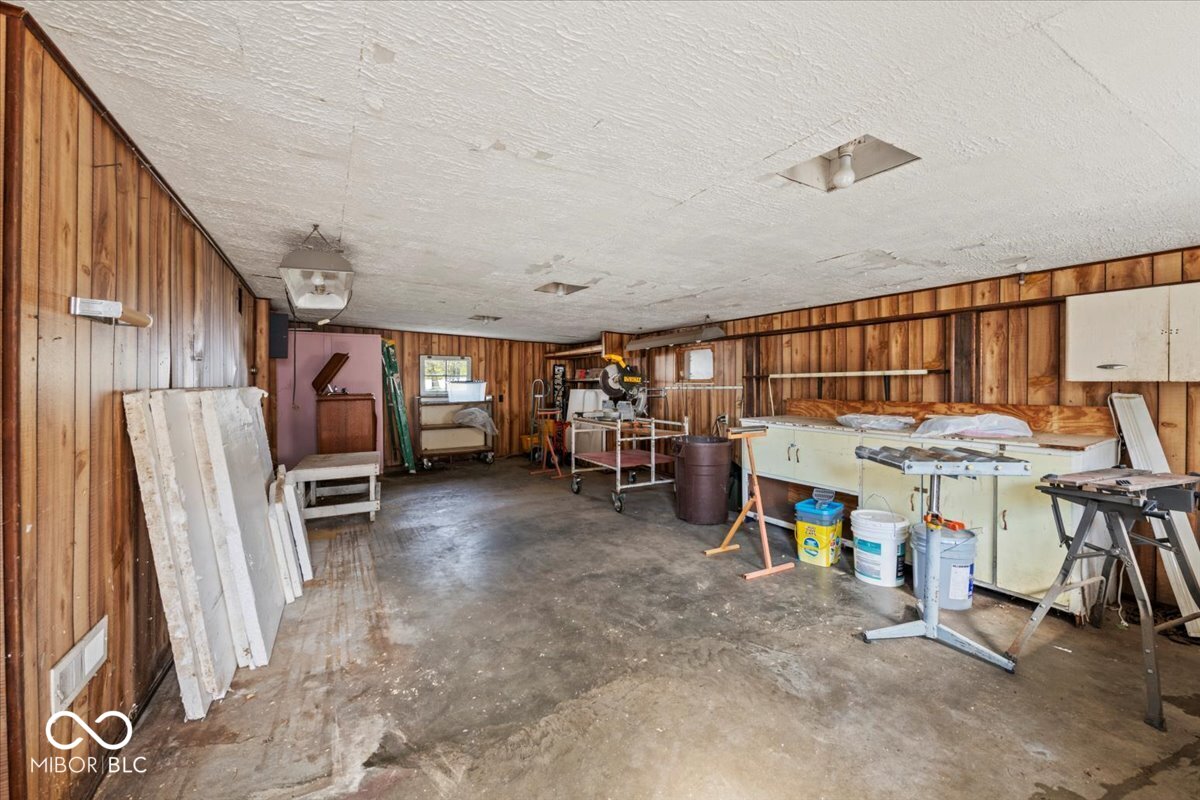 3737 Forest Terrace