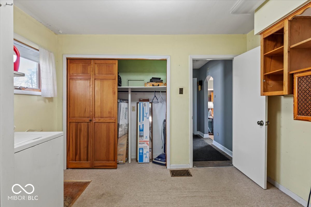 3737 Forest Terrace