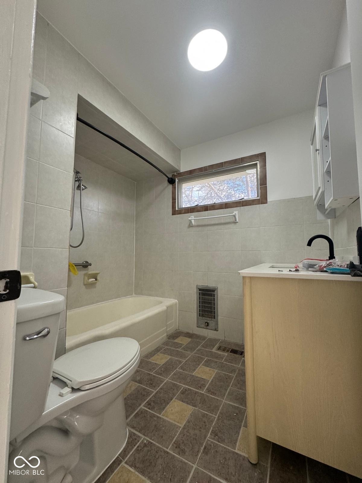 3401 W 57th Street