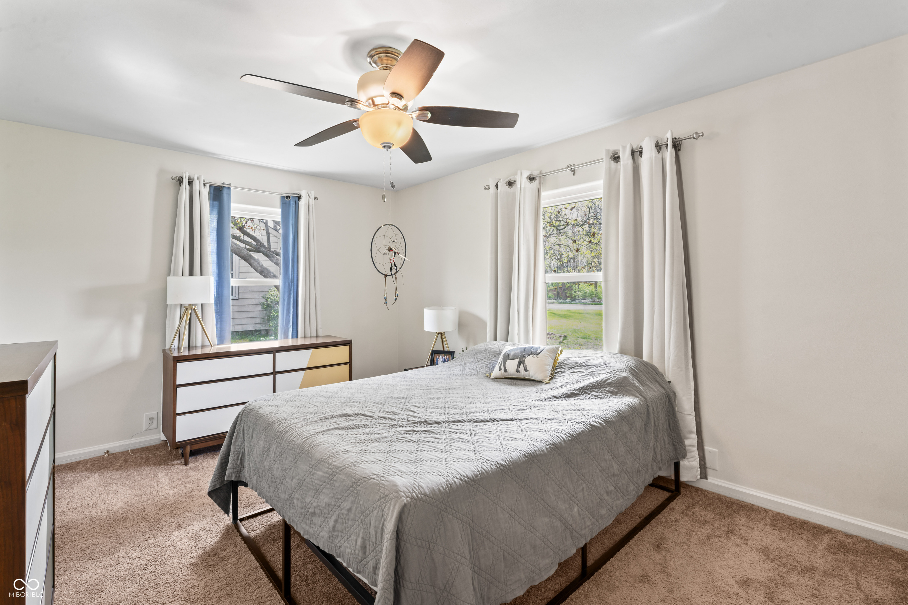 3818 Kessler Boulevard East Drive