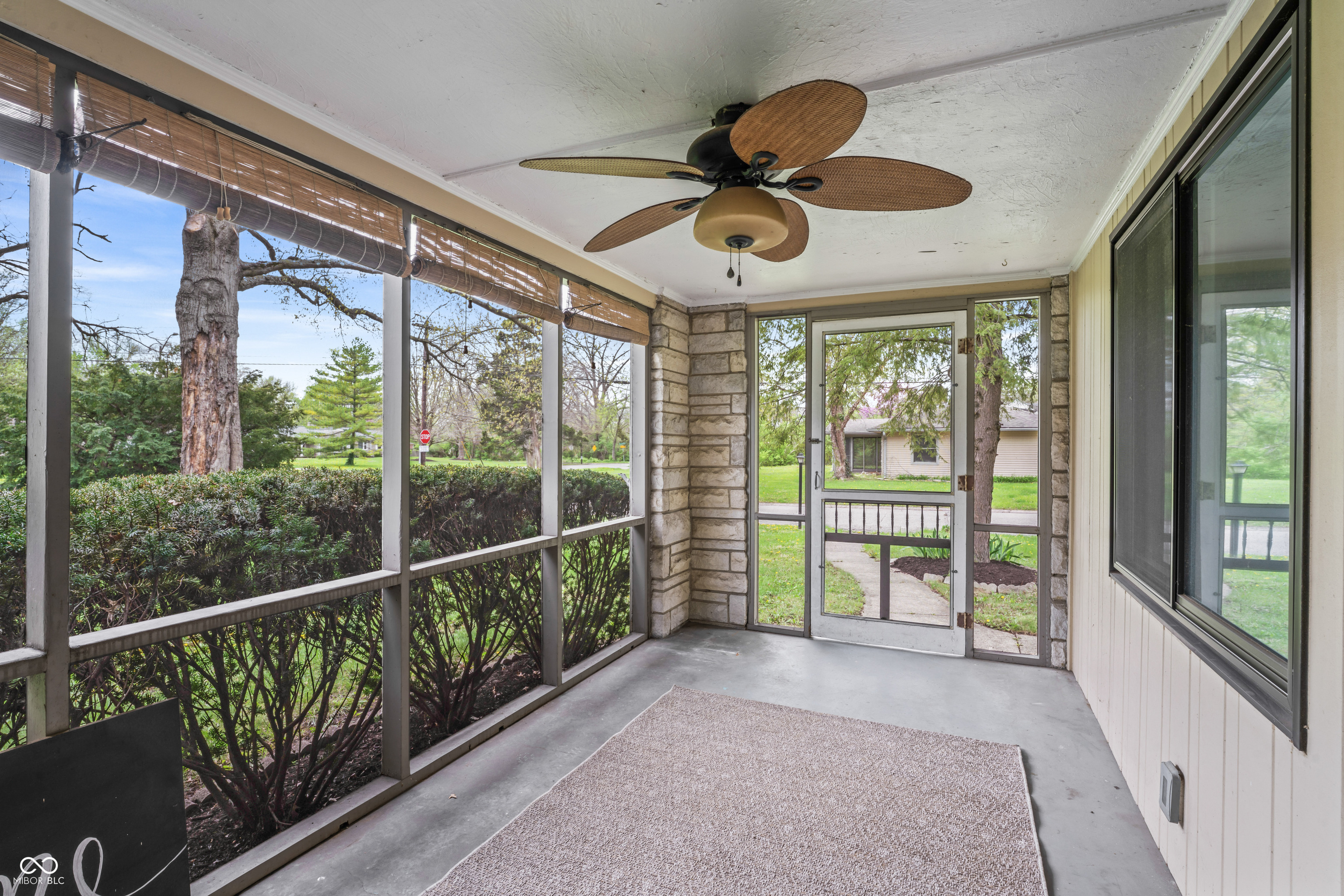 3818 Kessler Boulevard East Drive