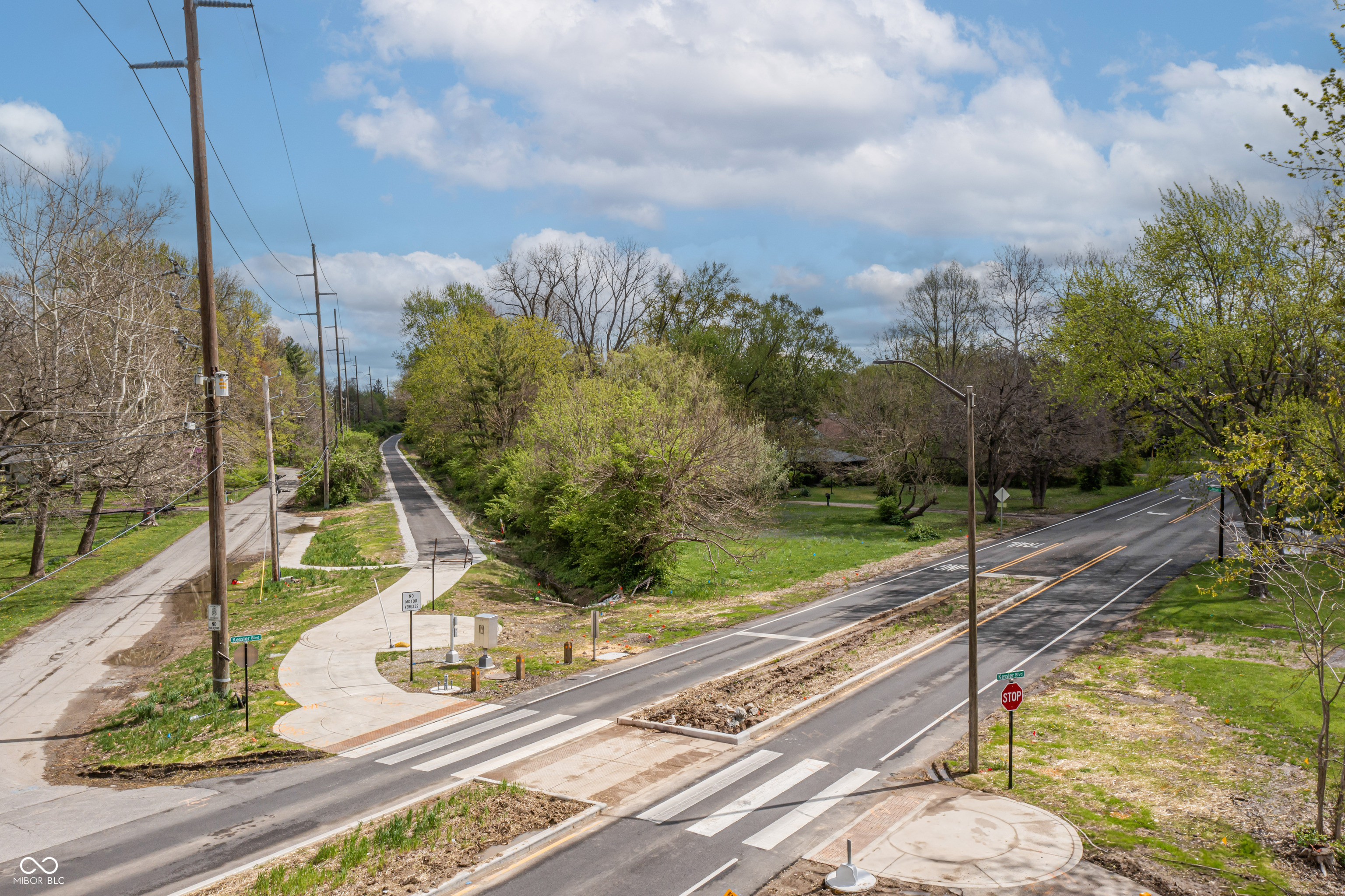 3818 Kessler Boulevard East Drive