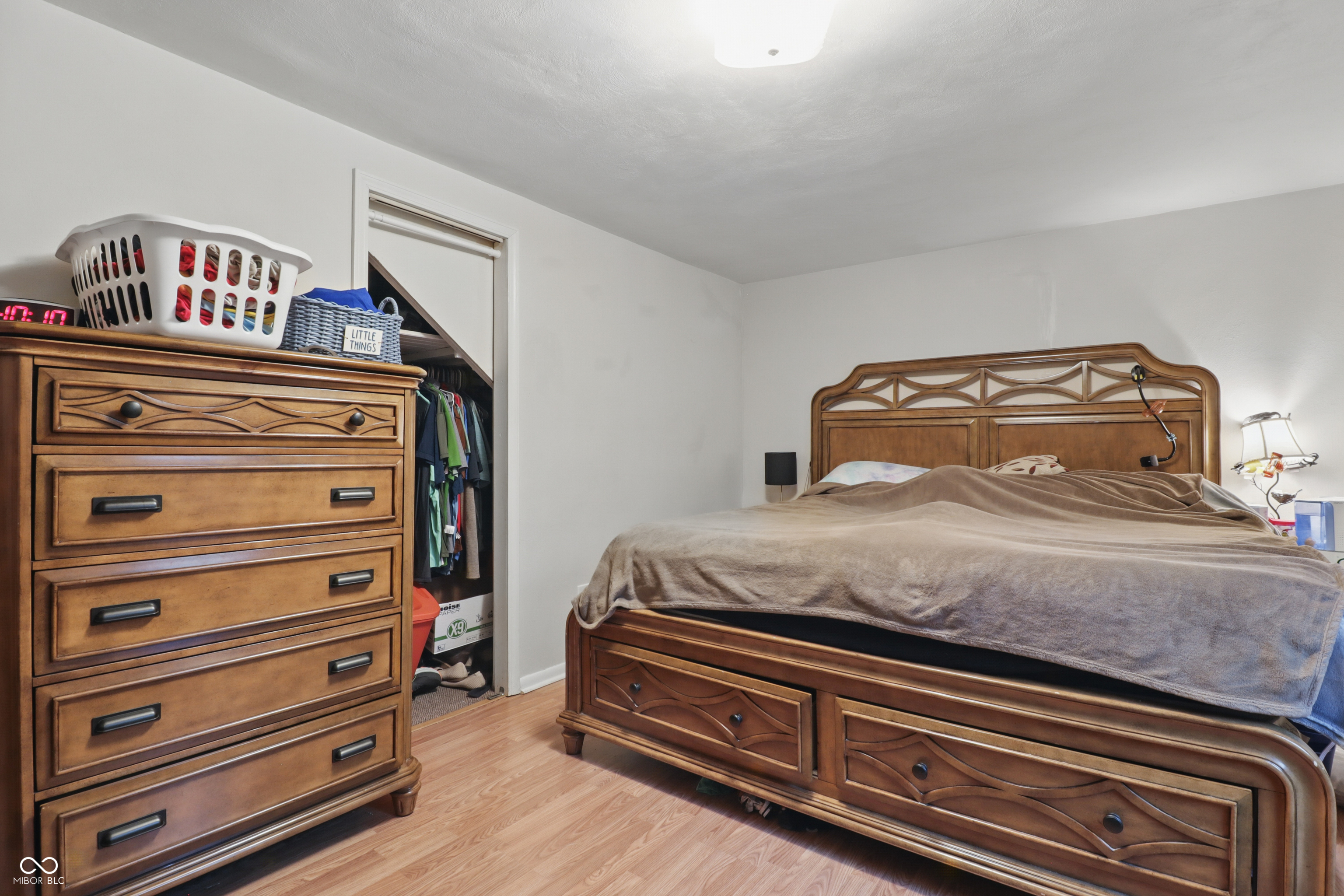 303 W 7th Street