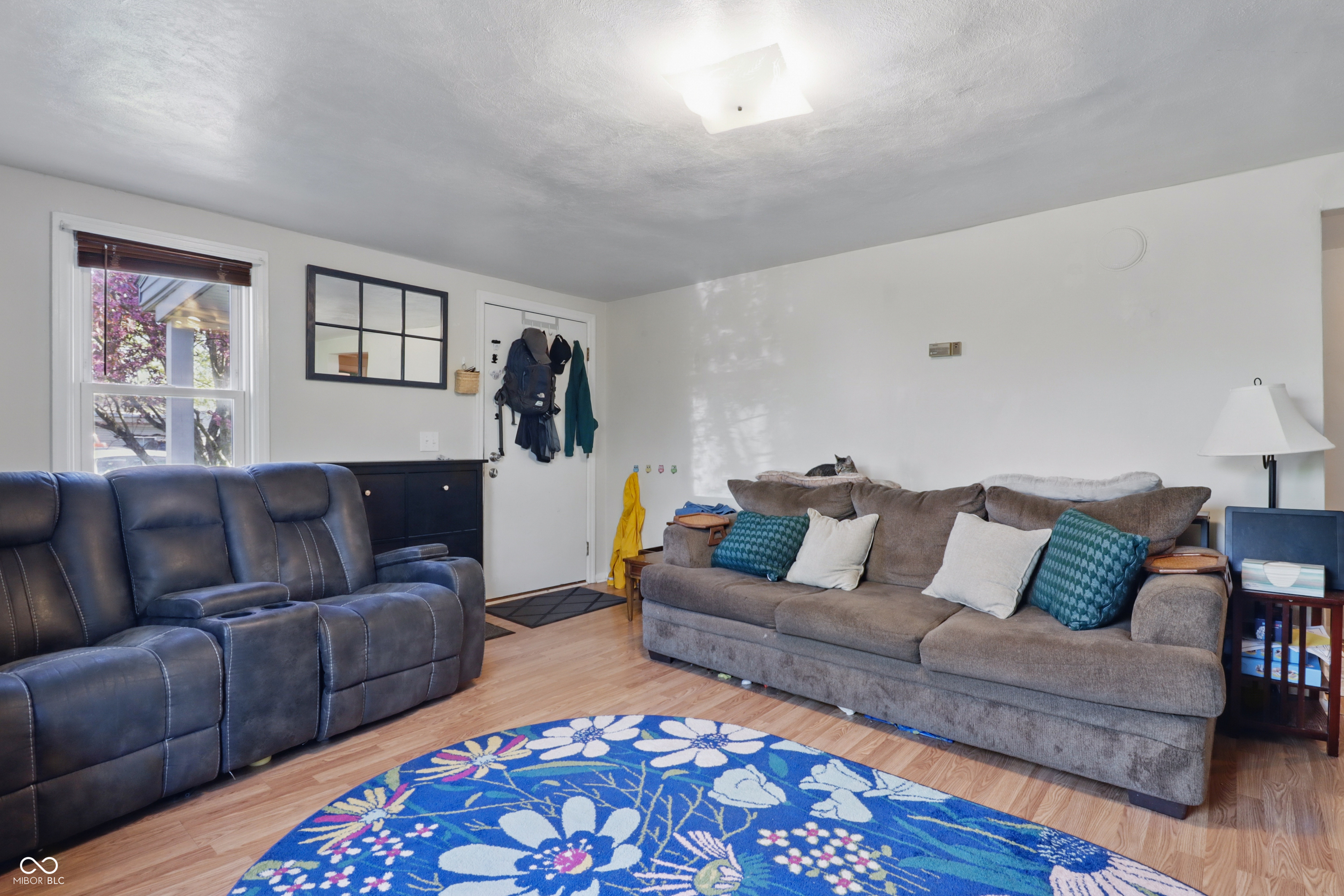 303 W 7th Street
