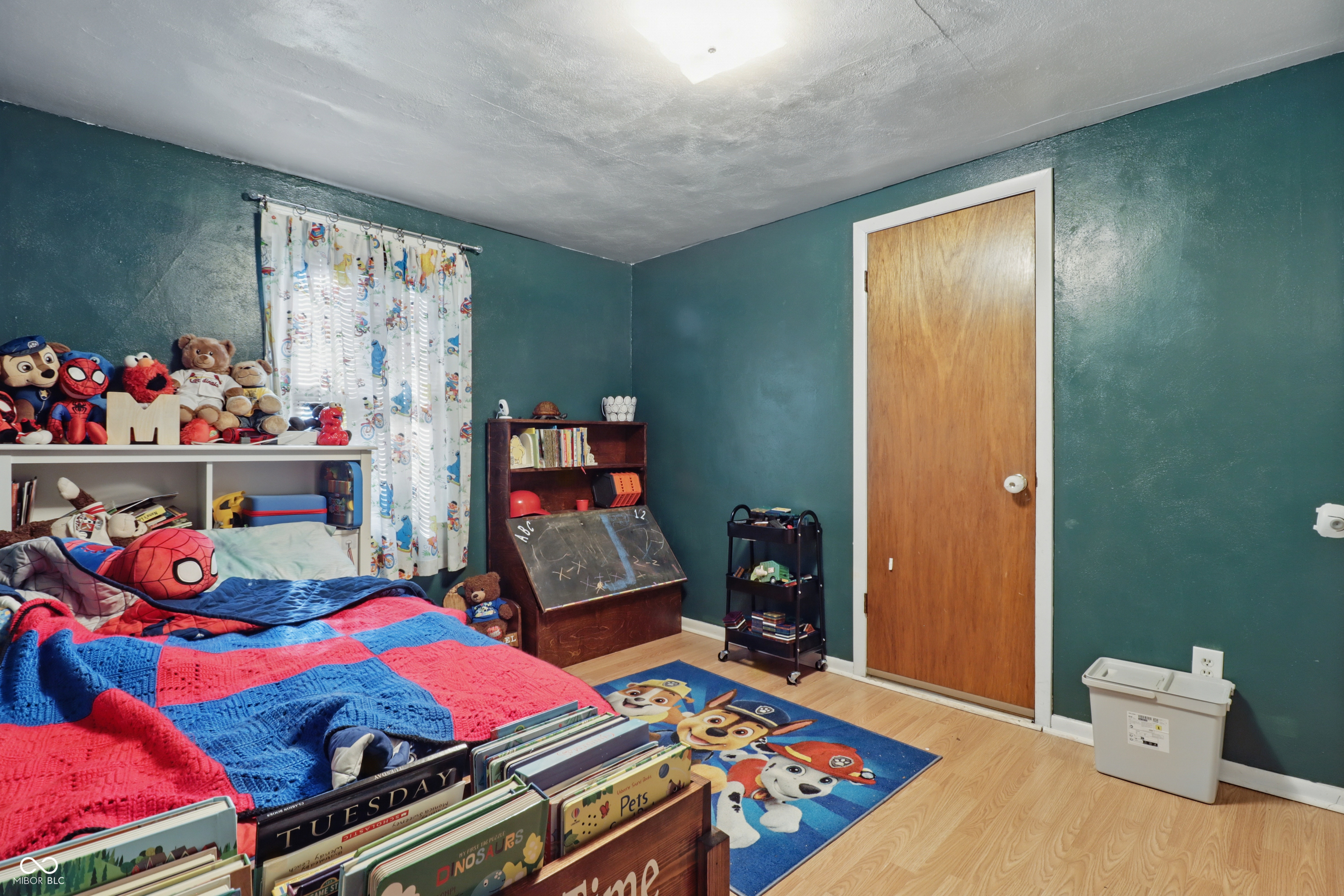 303 W 7th Street
