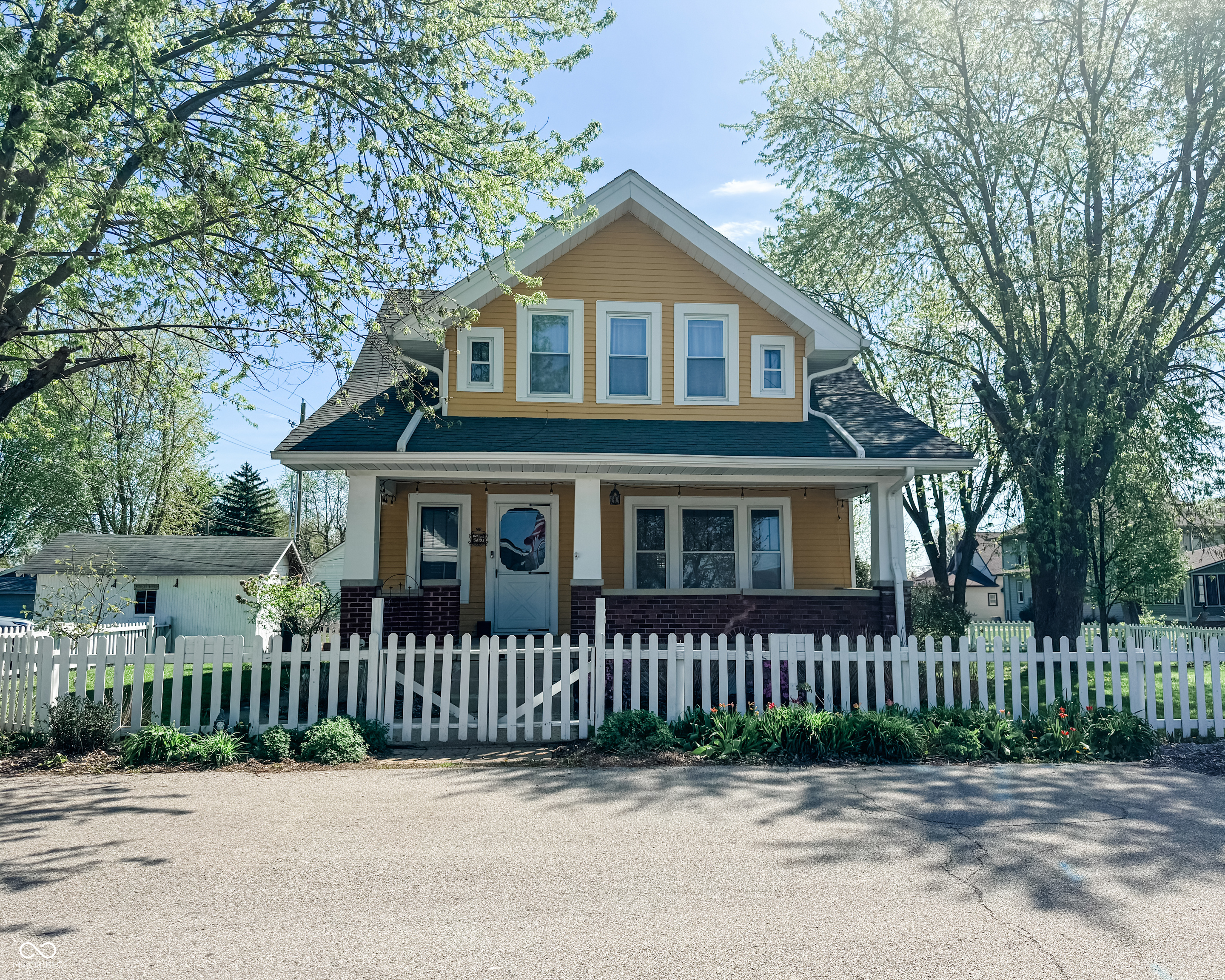 25 N Wayburn Street
