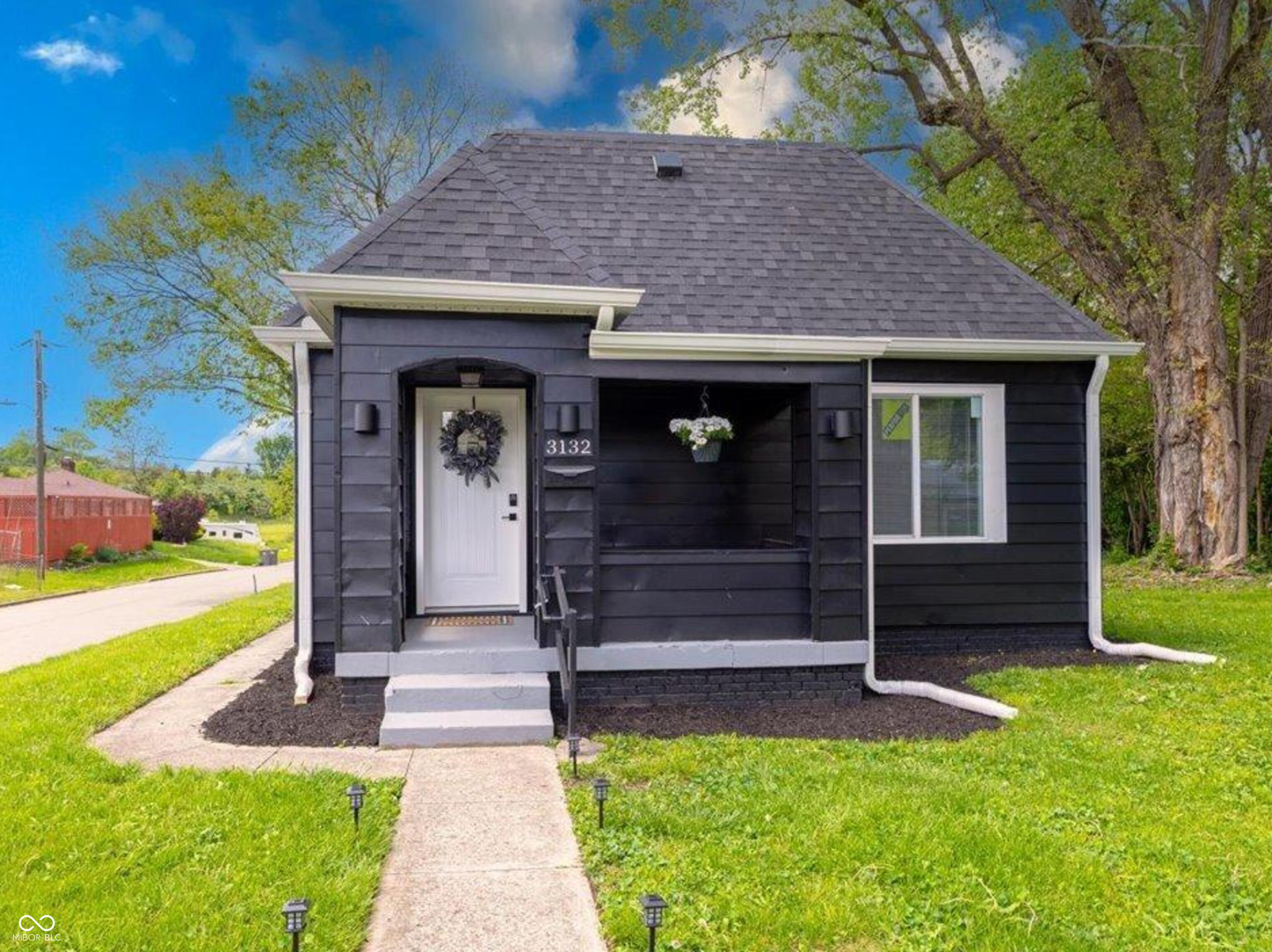 3132 Indianapolis Avenue