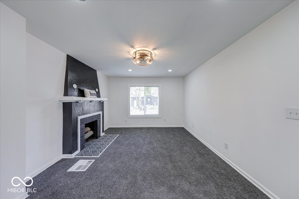 3132 Indianapolis Avenue