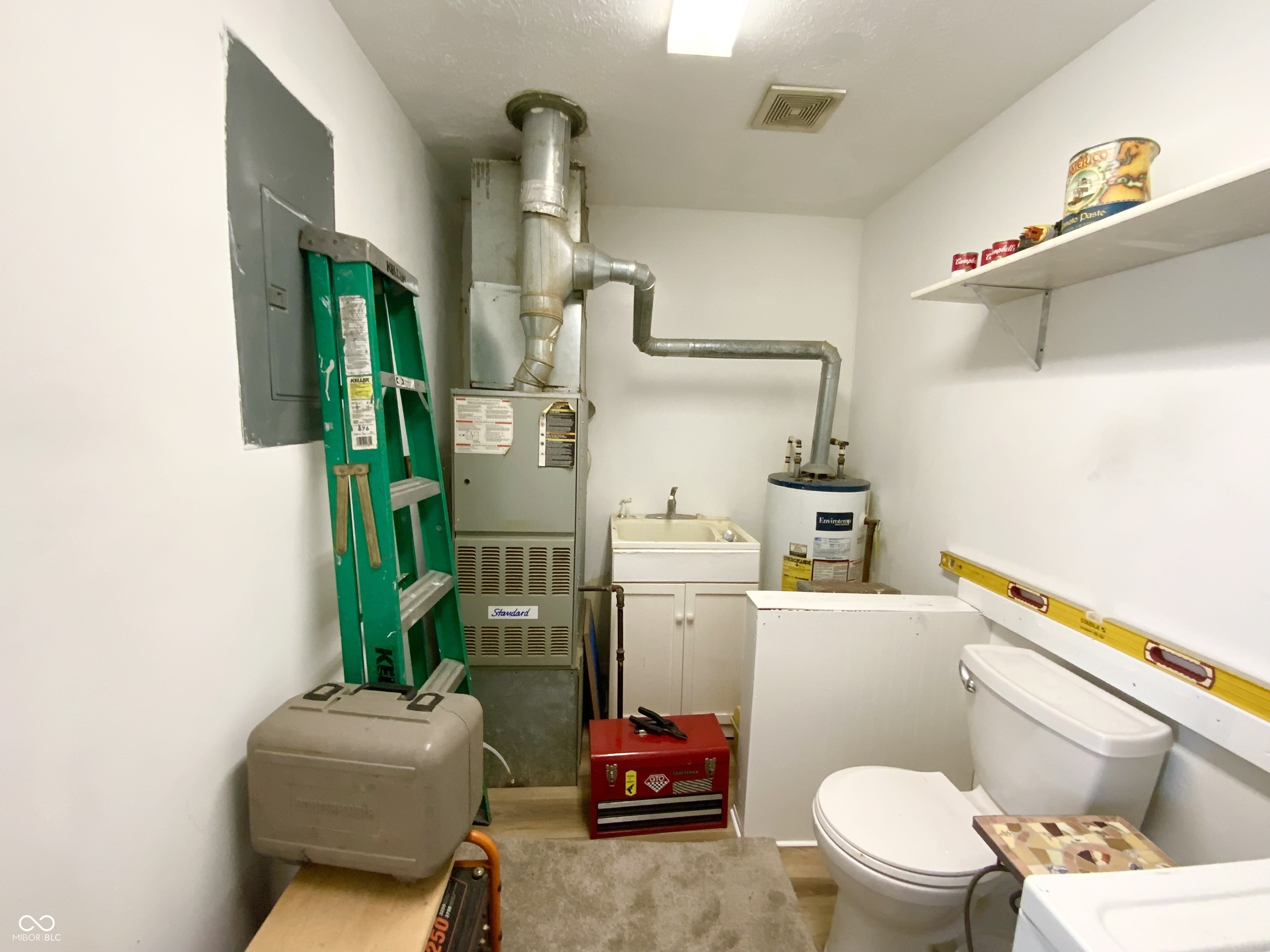 223 E 53rd Street