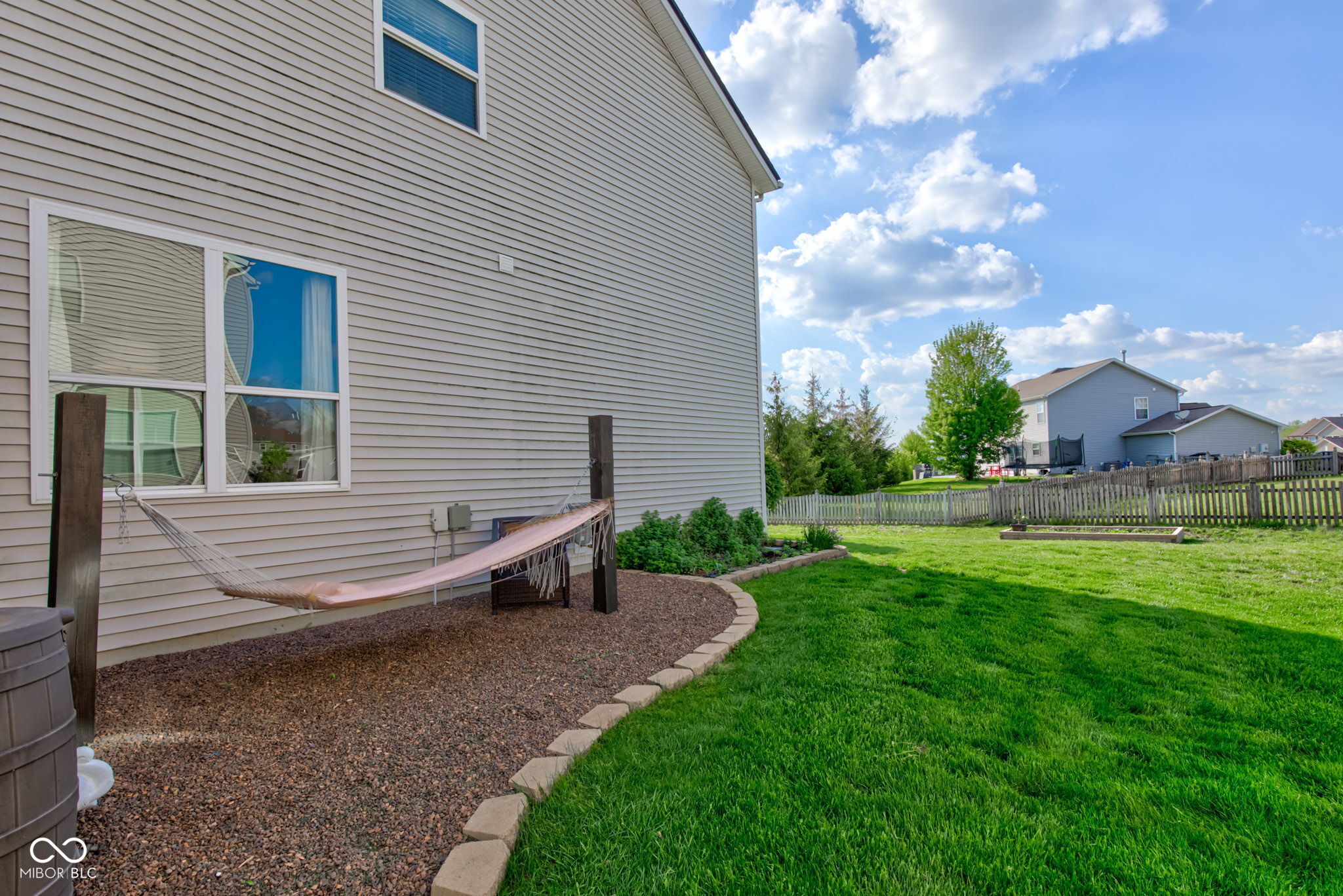 1662 Cascade Drive