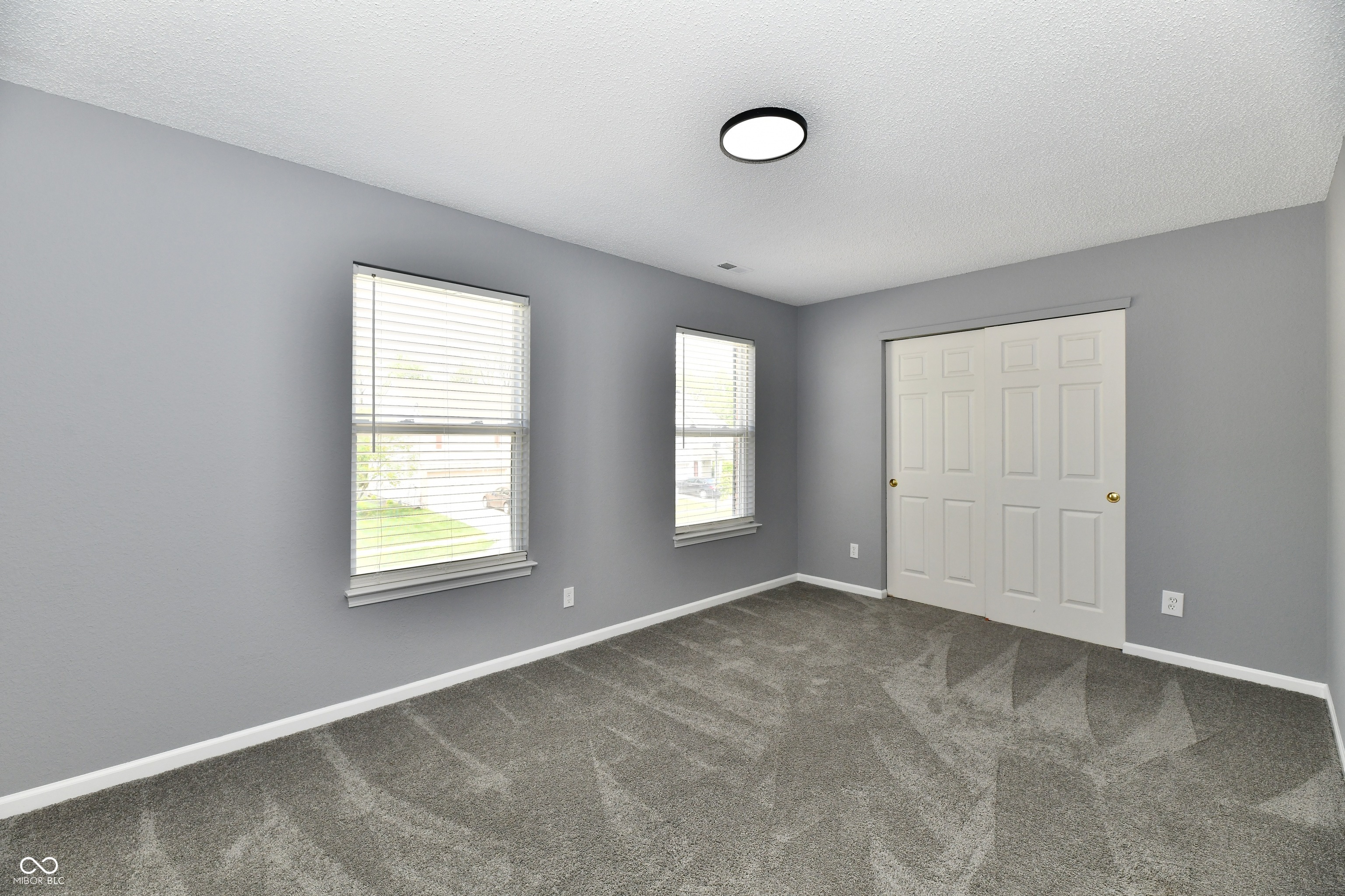 5005 Whisenand Drive