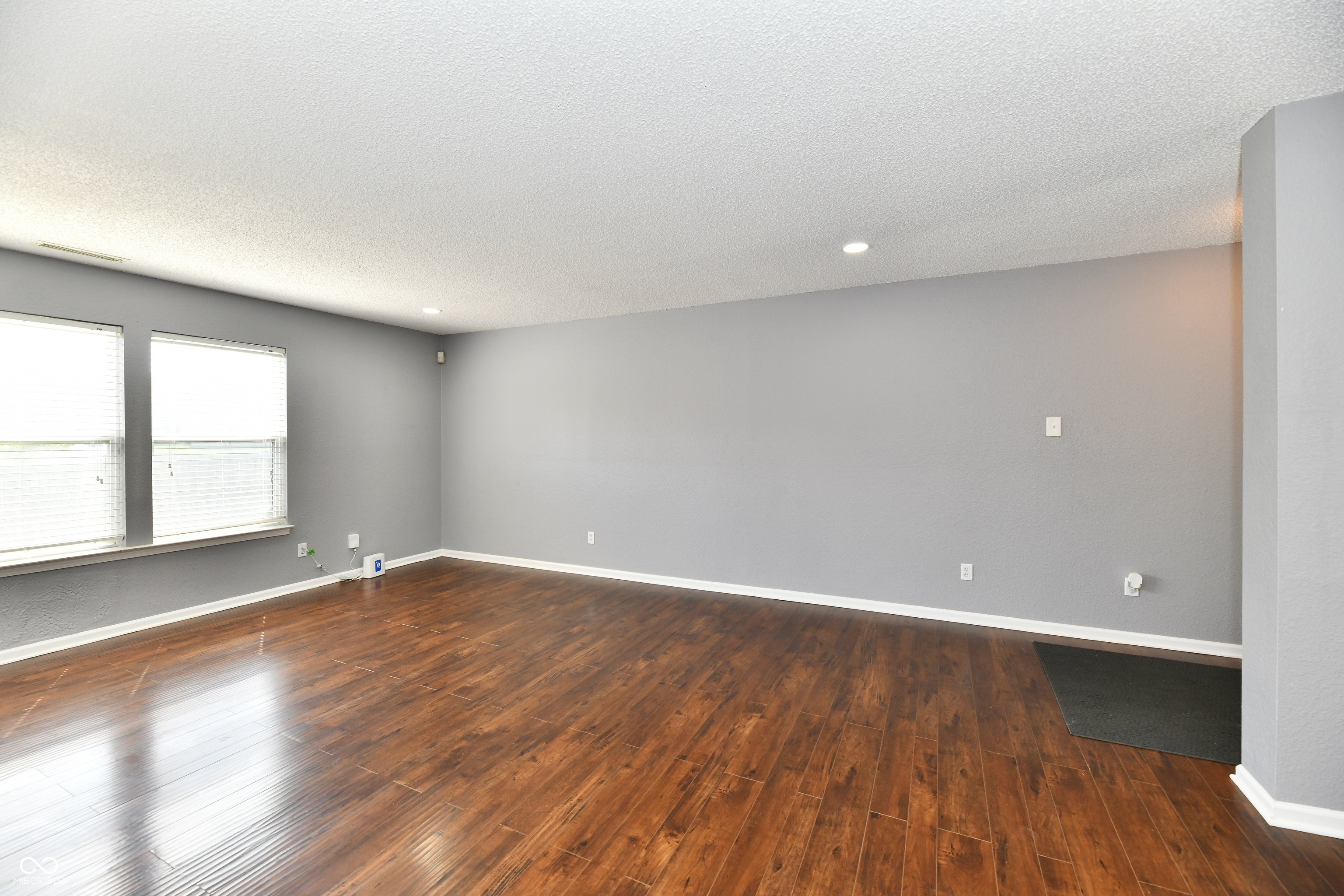 5005 Whisenand Drive