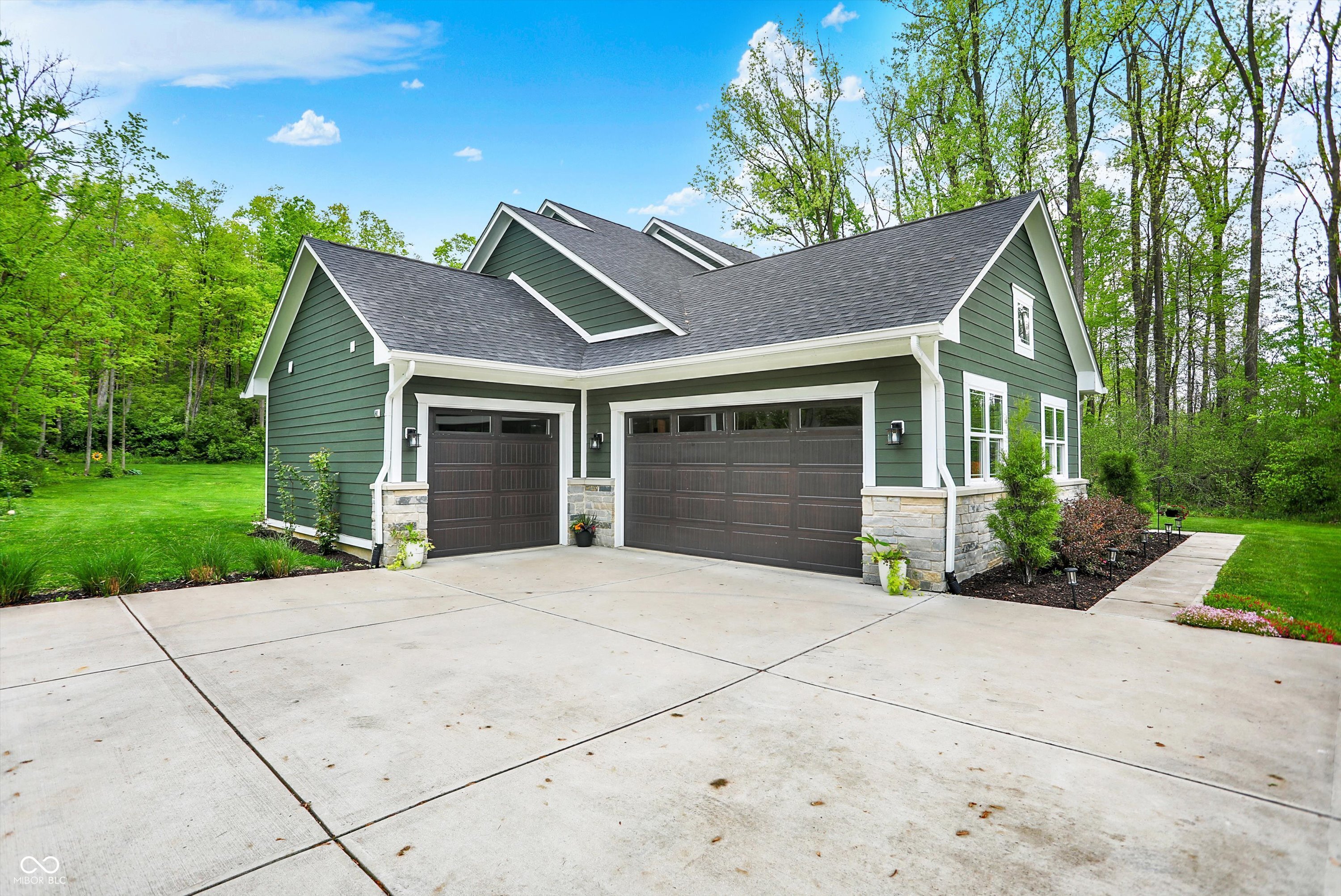 7716 Traders Hollow Lane