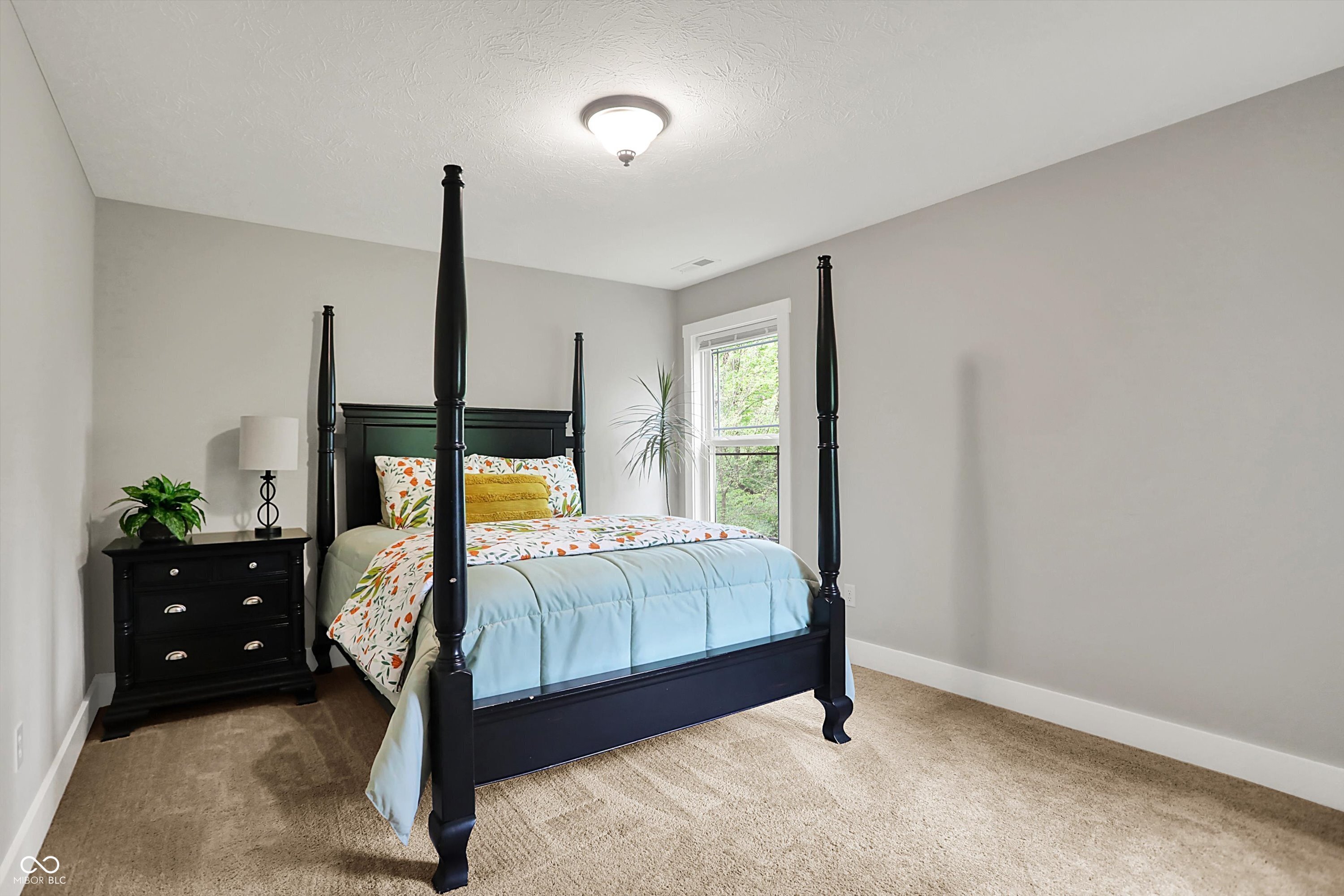 7716 Traders Hollow Lane