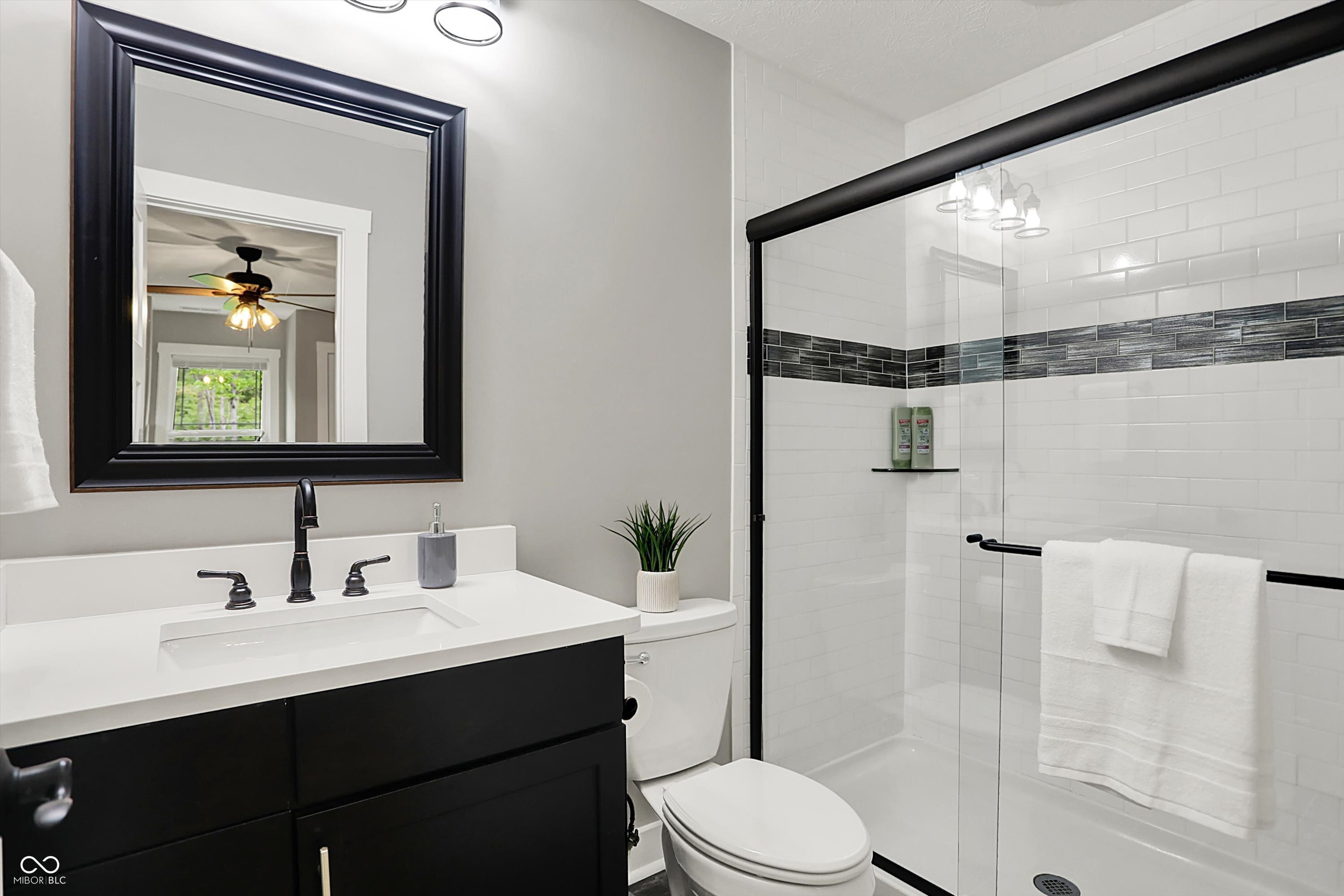 7716 Traders Hollow Lane