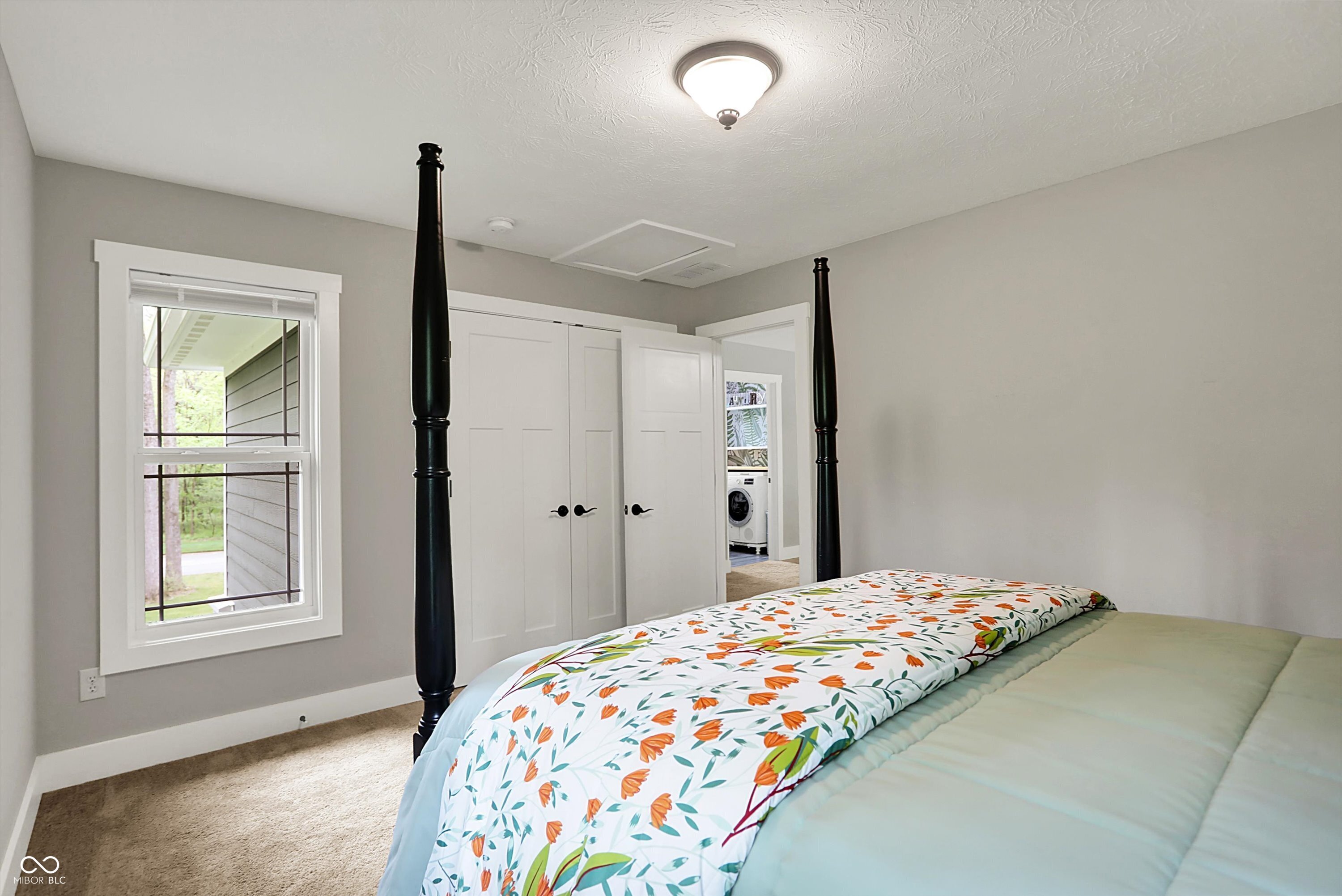 7716 Traders Hollow Lane