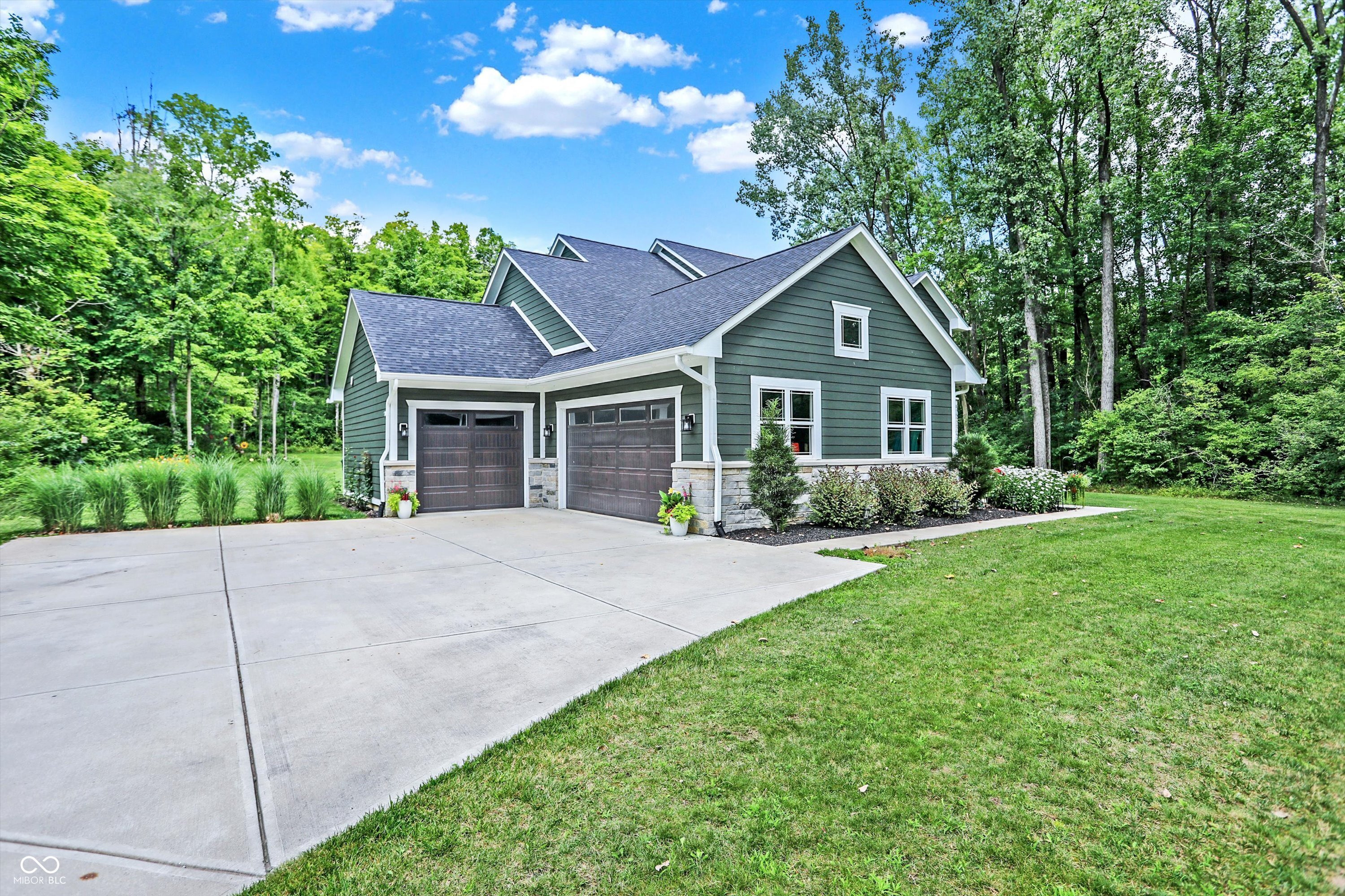 7716 Traders Hollow Lane