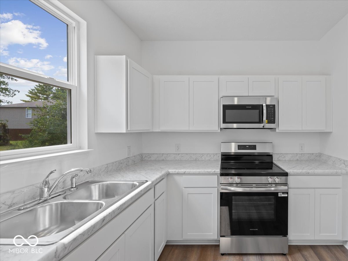 1041 Fuller Lane