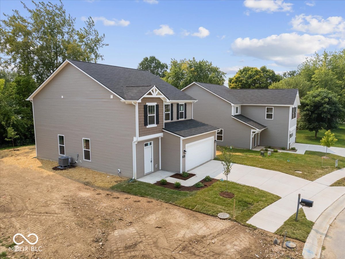 1041 Fuller Lane