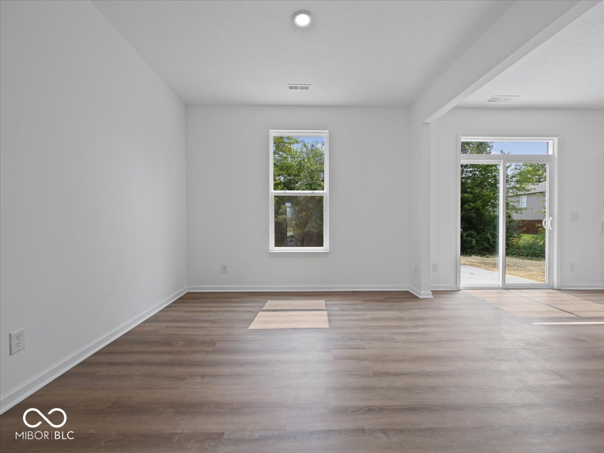 1041 Fuller Lane