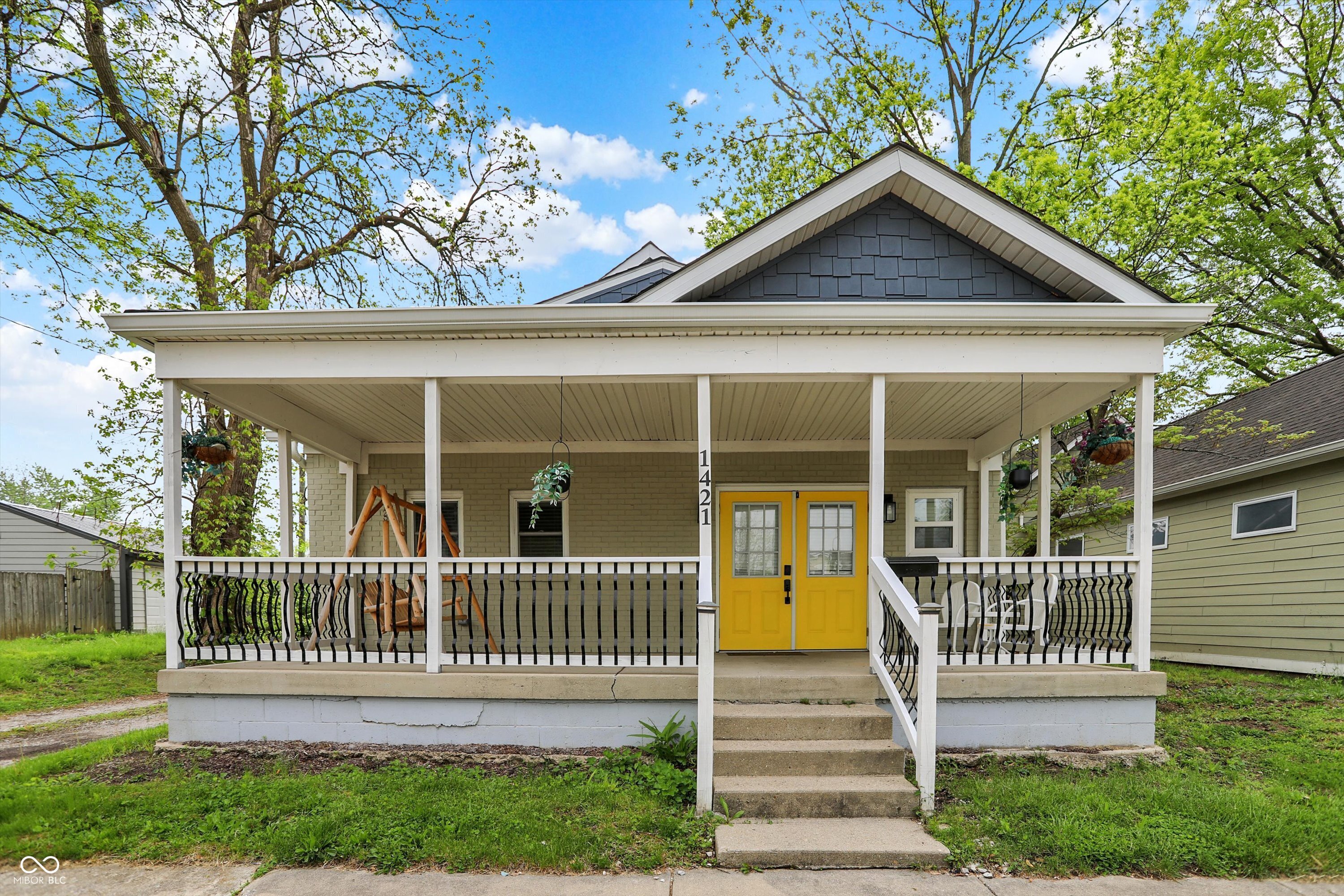 1421 Laurel Street