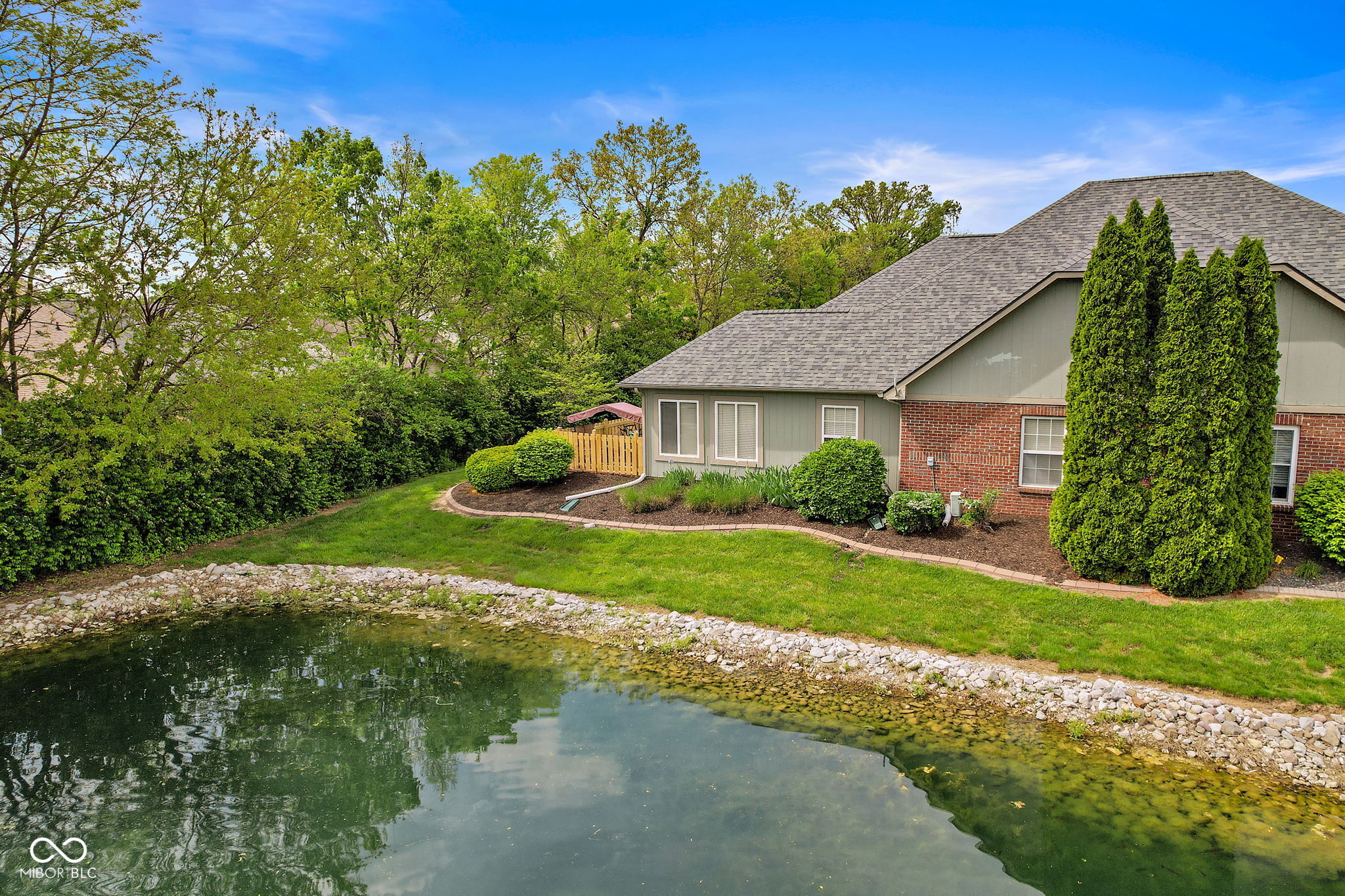 2726 Reflection Way