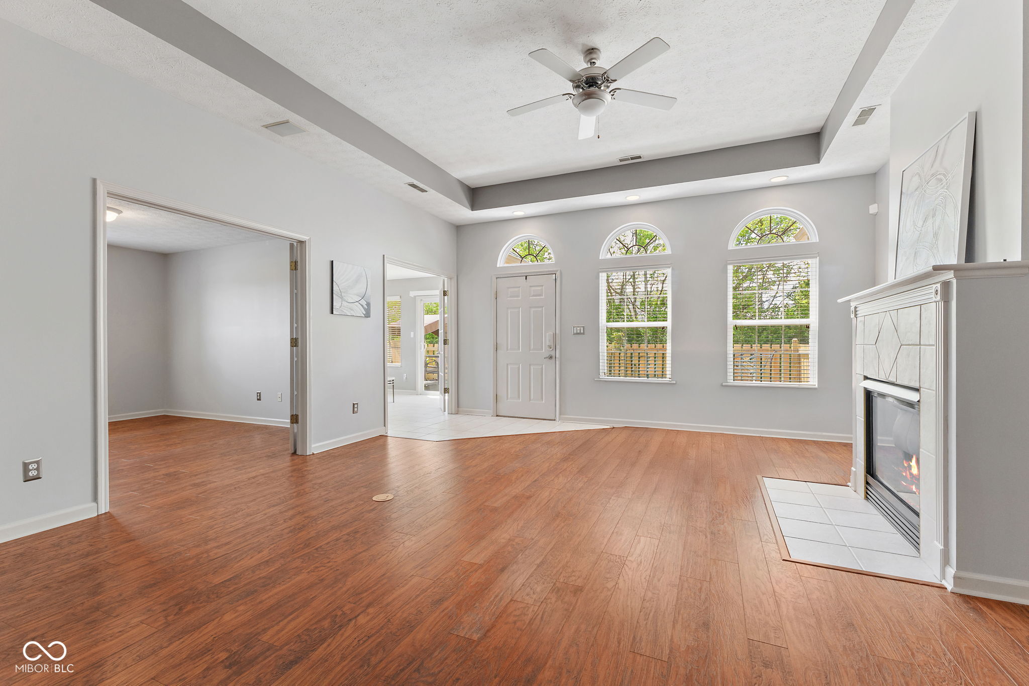 2726 Reflection Way