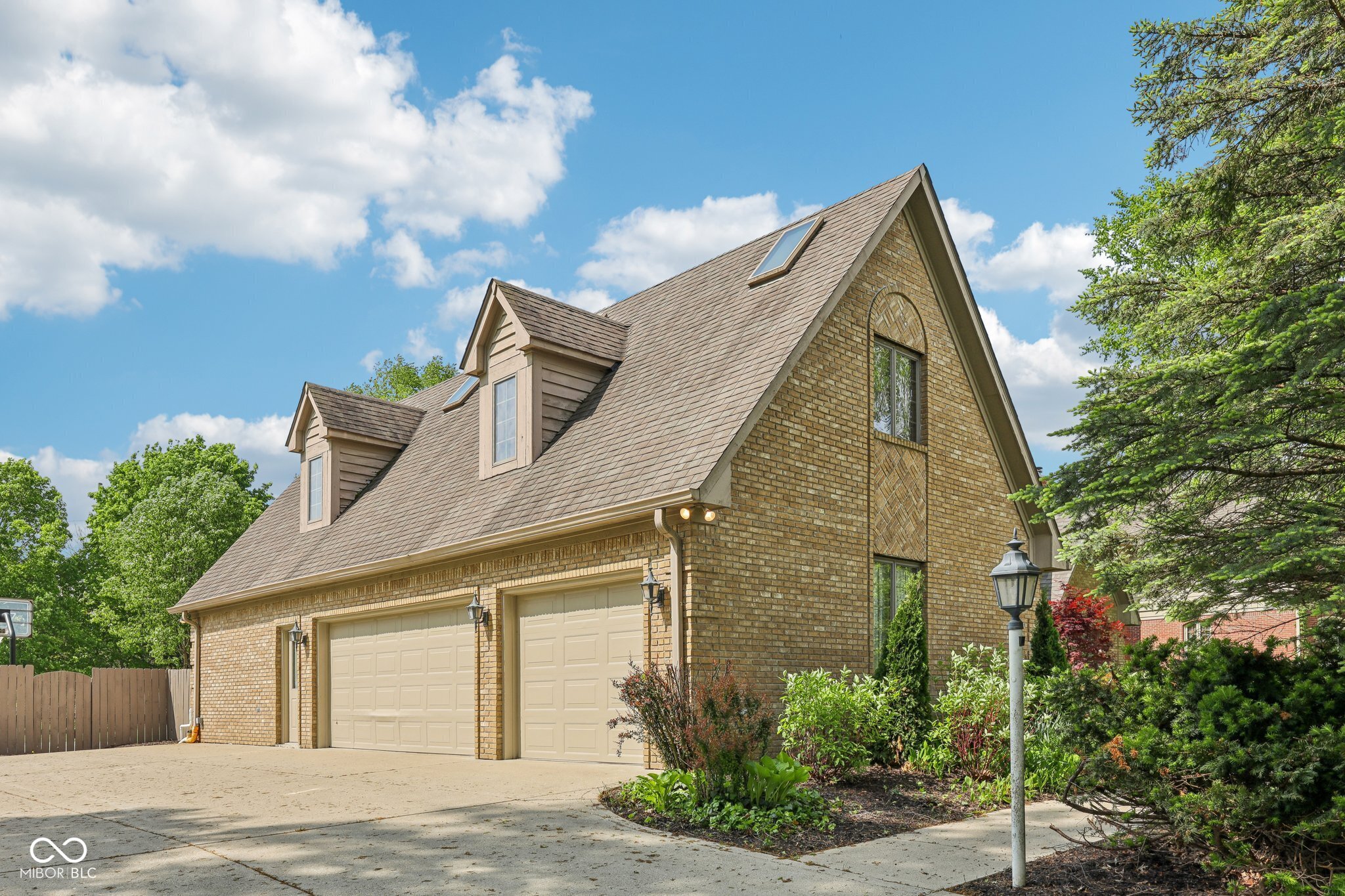 101 Applecross Drive