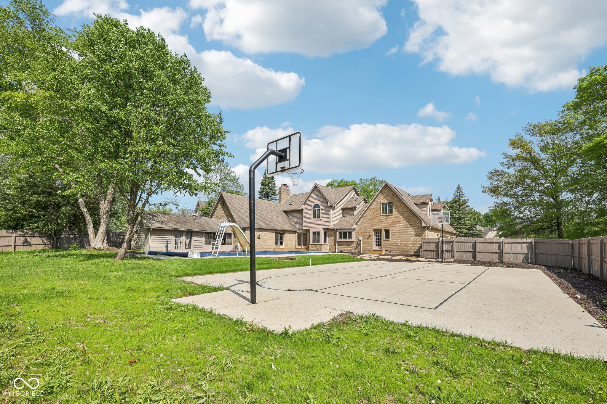 101 Applecross Drive