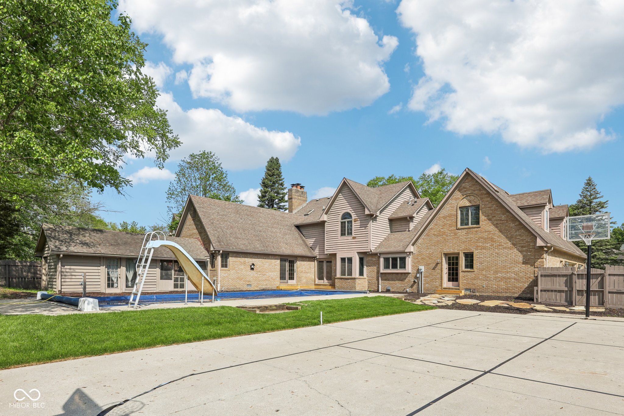 101 Applecross Drive