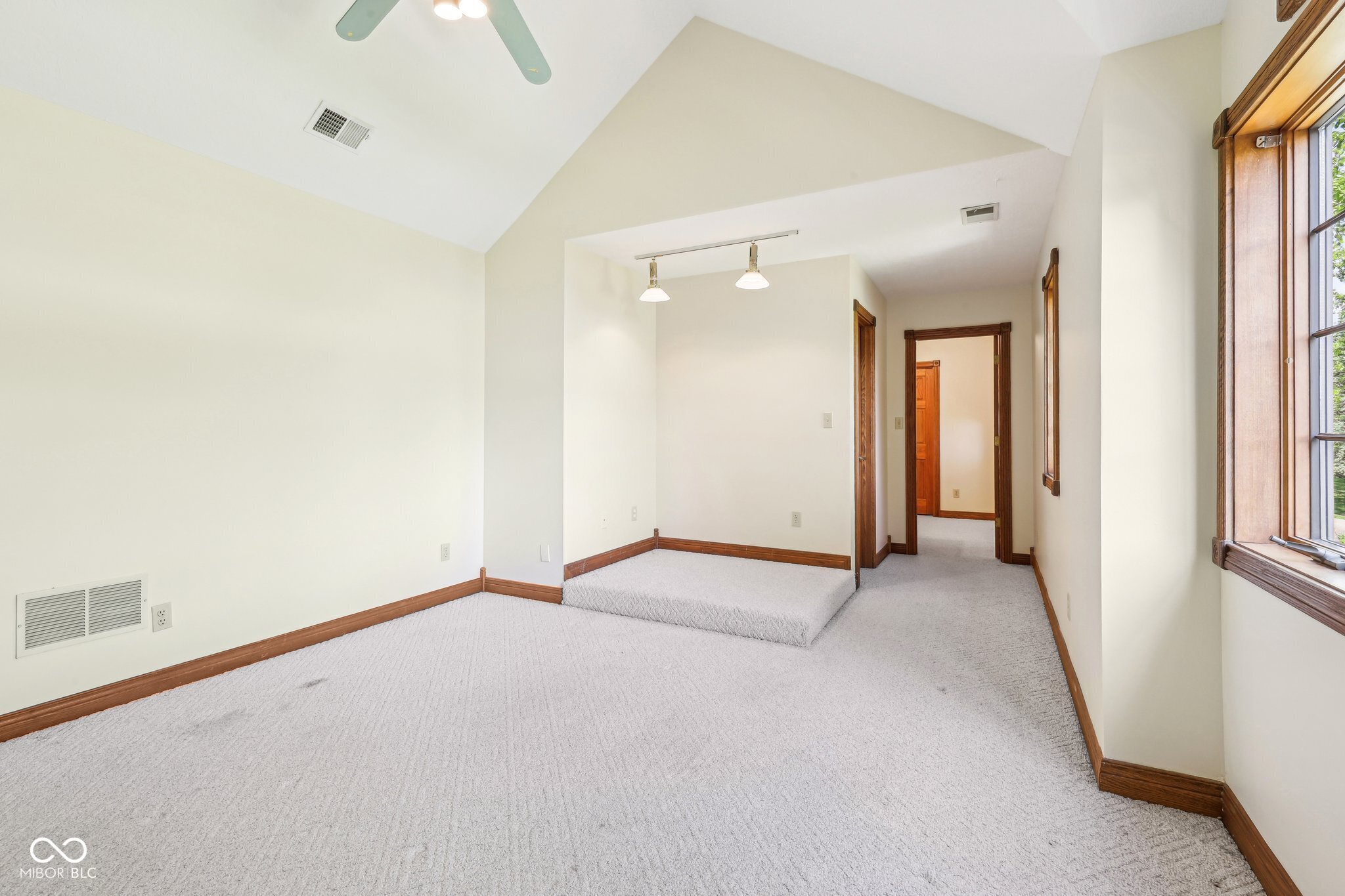 101 Applecross Drive