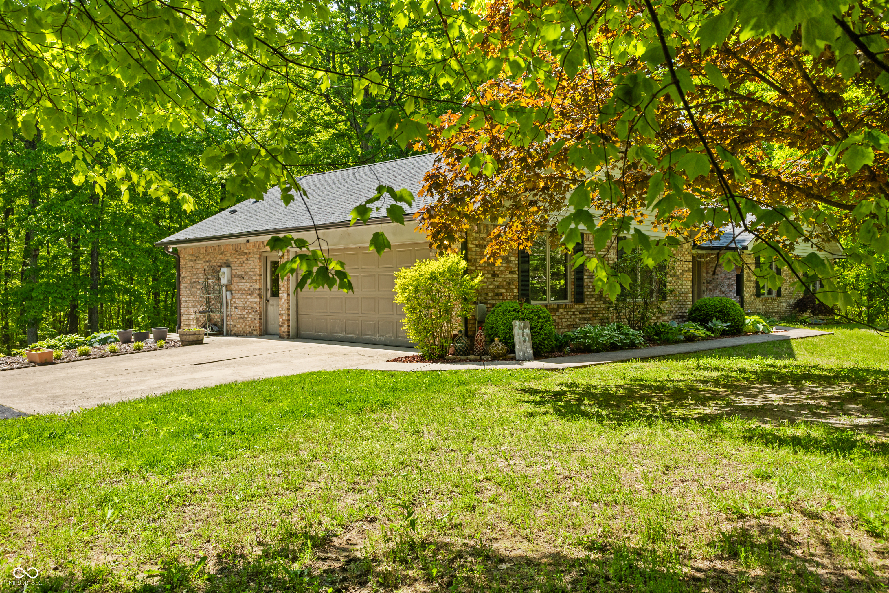 5920 Crooked Creek E Drive