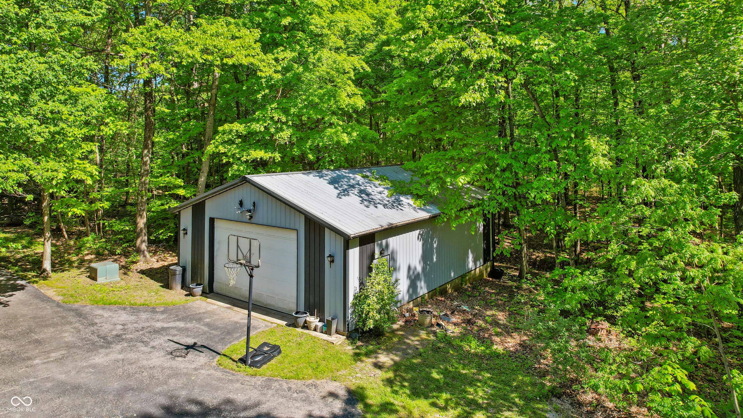 5920 Crooked Creek E Drive
