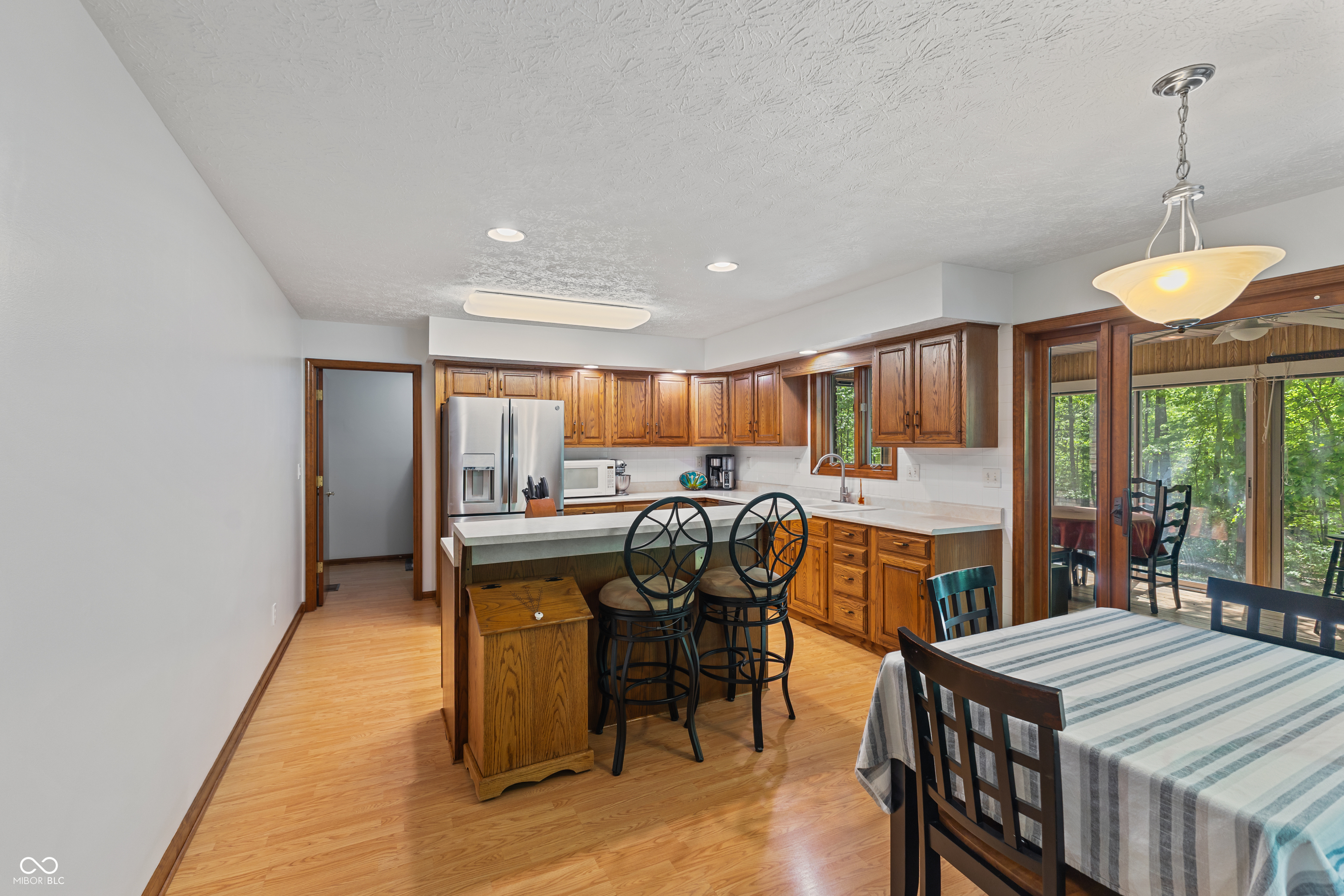 5920 Crooked Creek E Drive