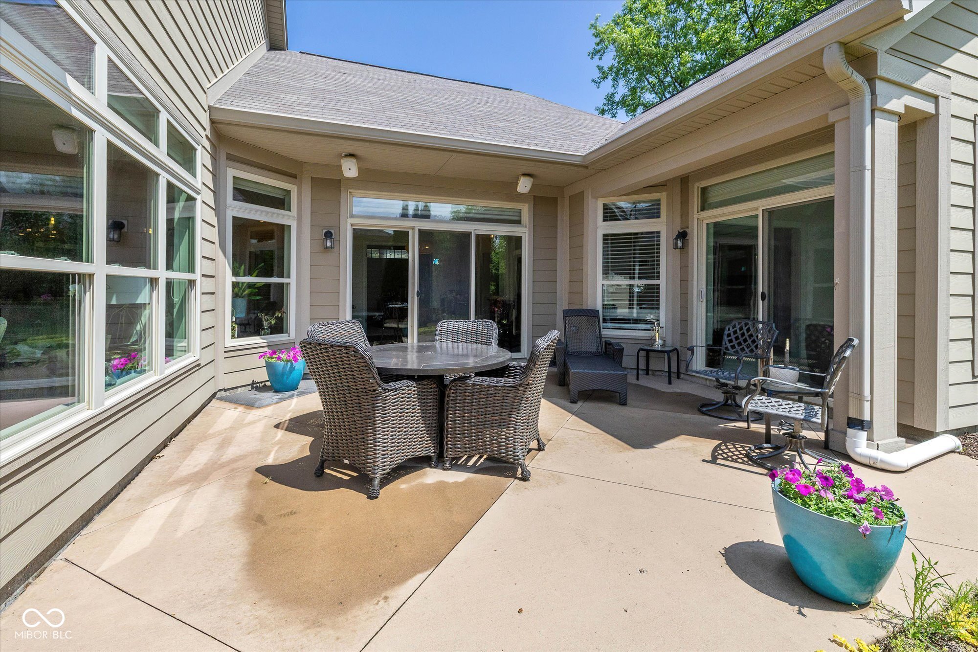 9789 Rue Renee Lane