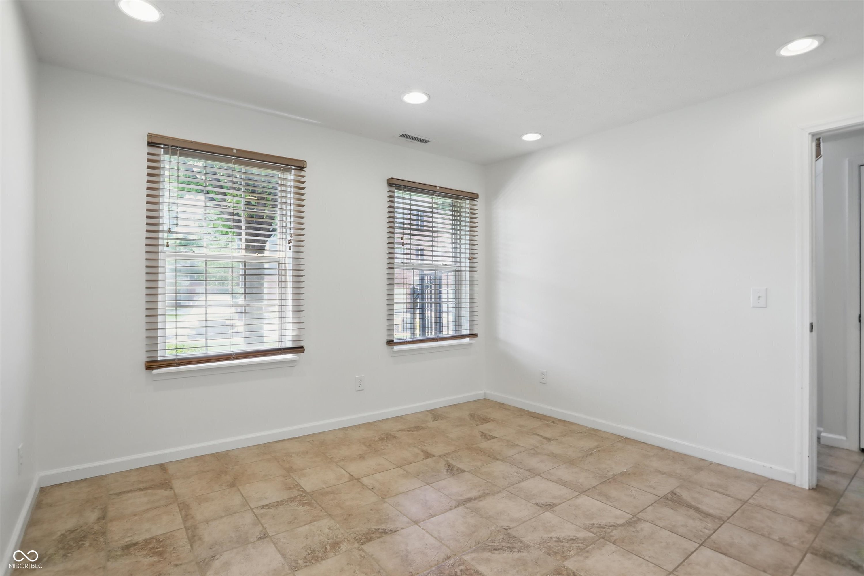 1111 Cavendish Drive
